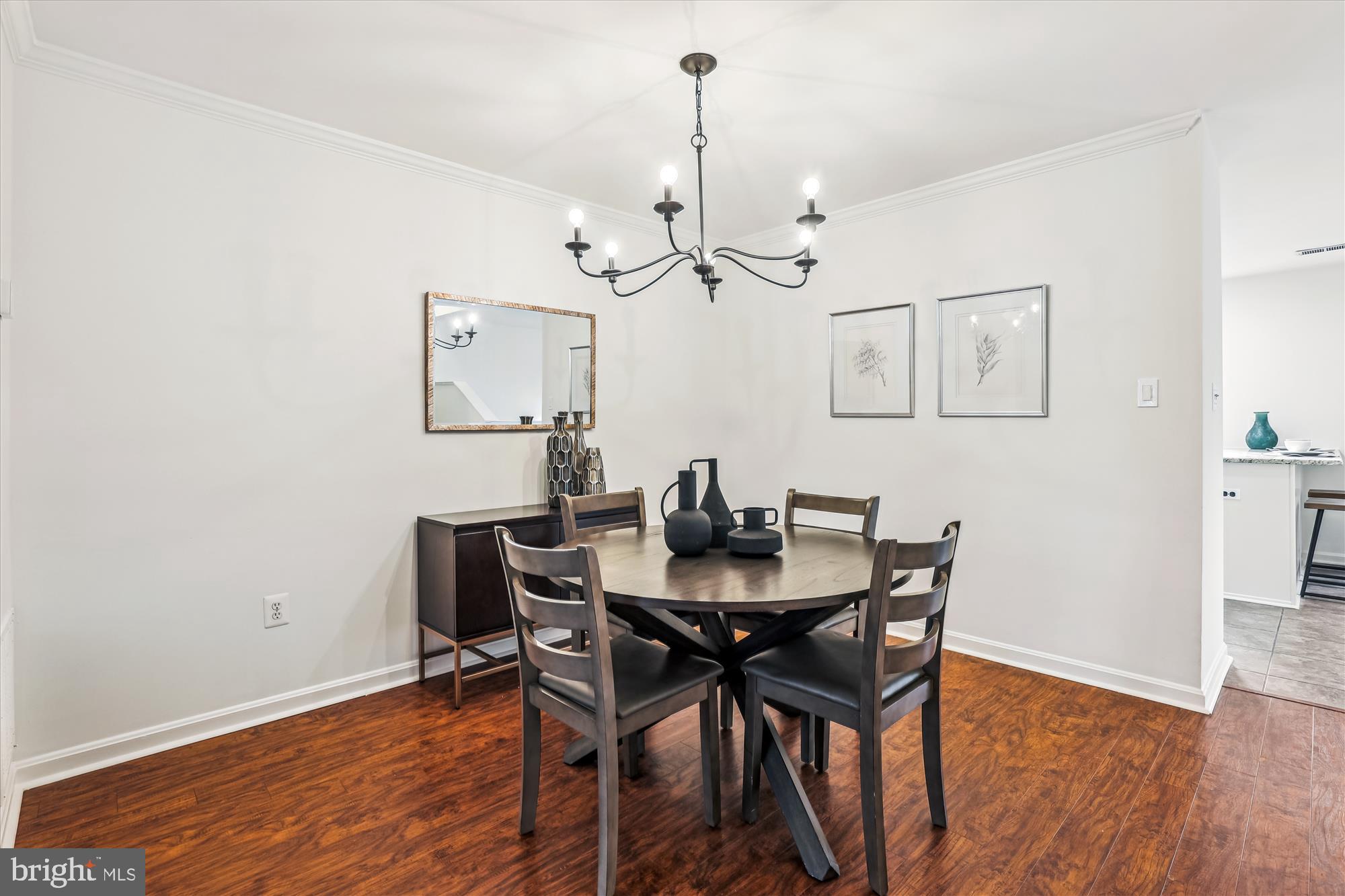 RUNNYMEADE - Residential