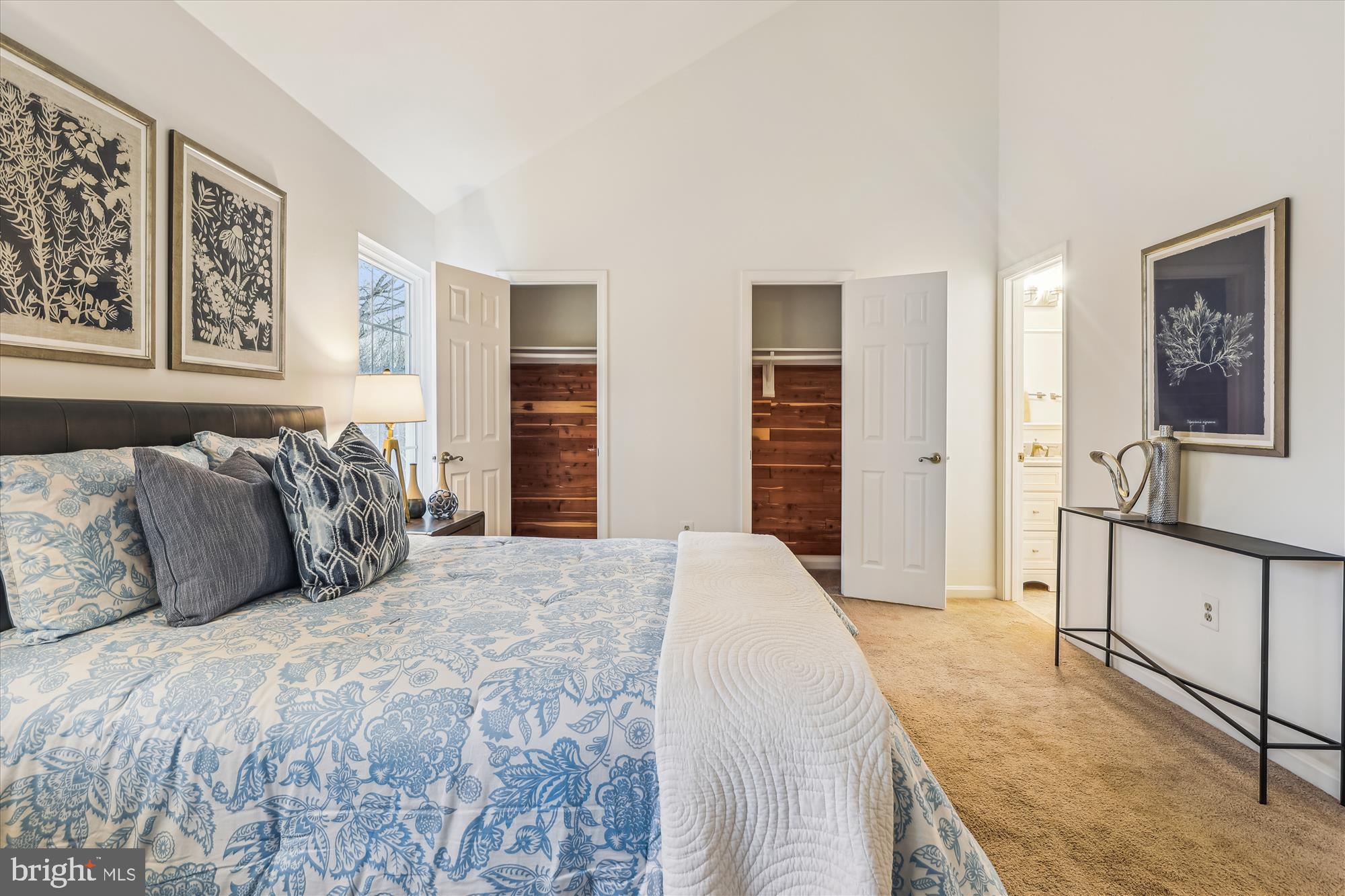 RUNNYMEADE - Residential