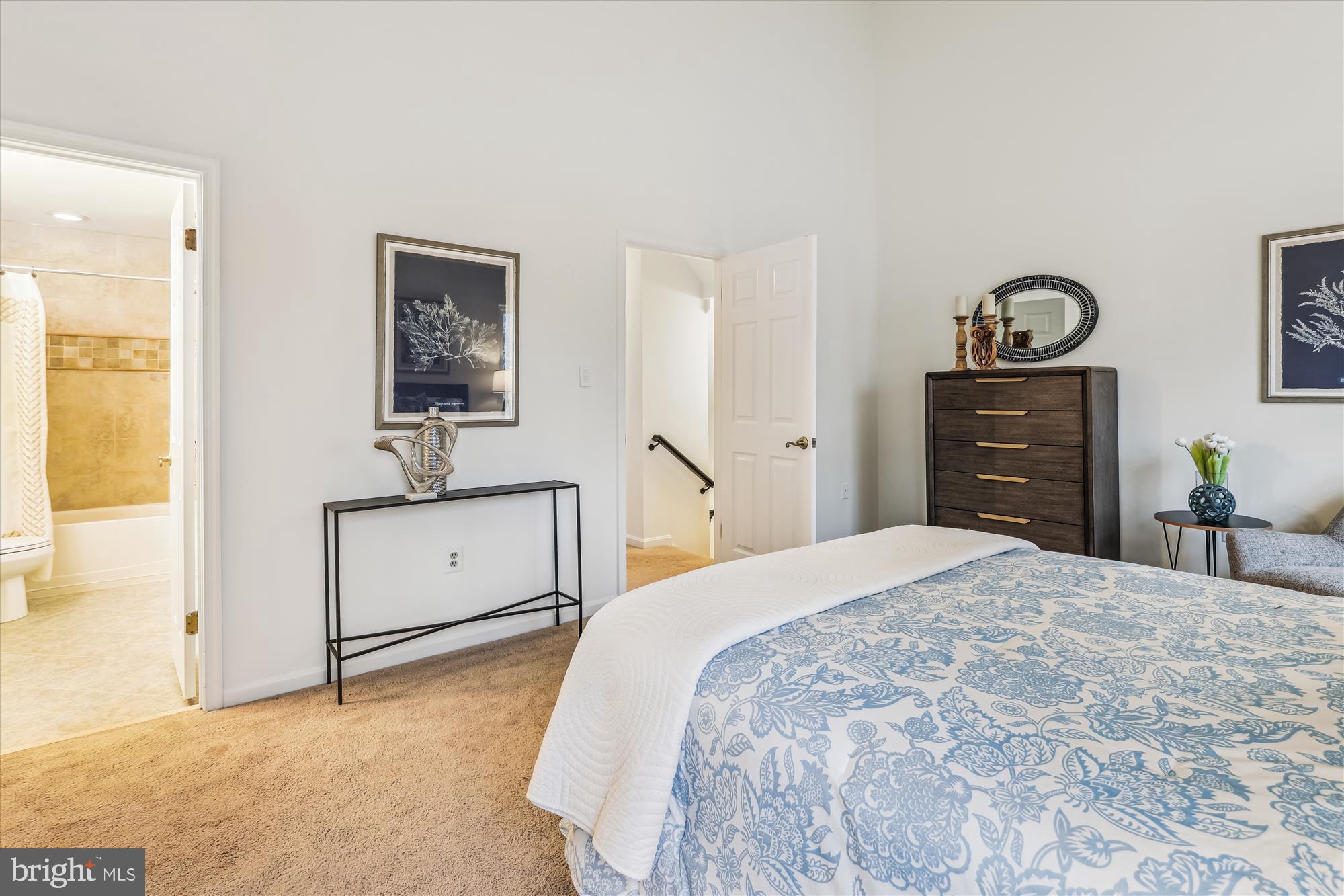 RUNNYMEADE - Residential