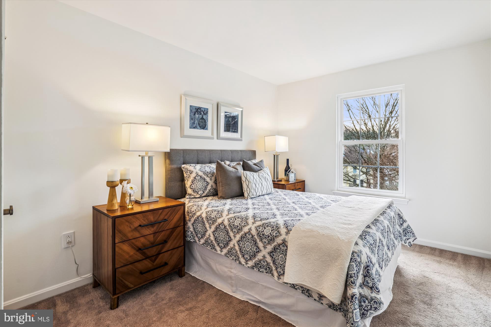 RUNNYMEADE - Residential