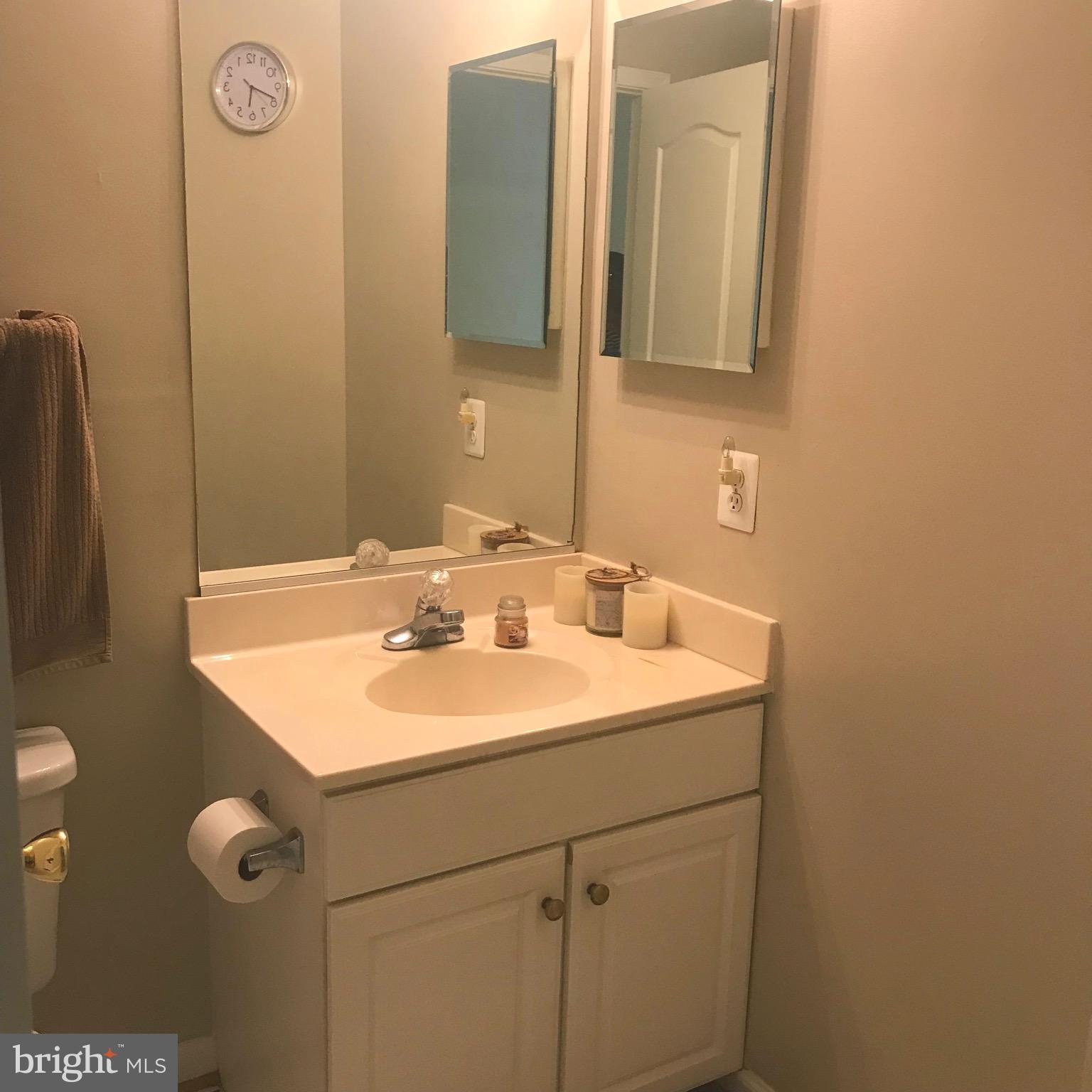 KINGSVIEW SUB - Residential Lease