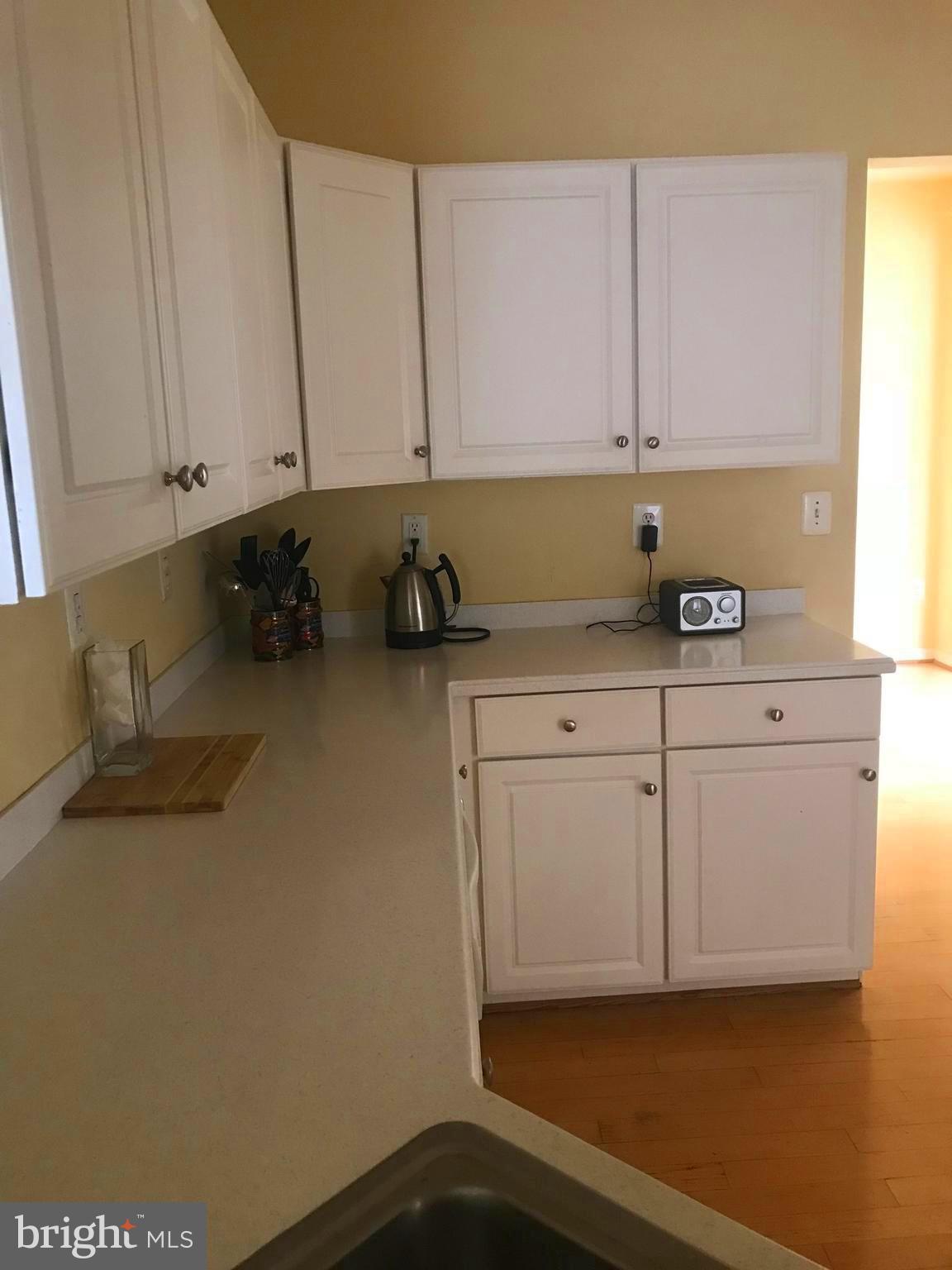 KINGSVIEW SUB - Residential Lease