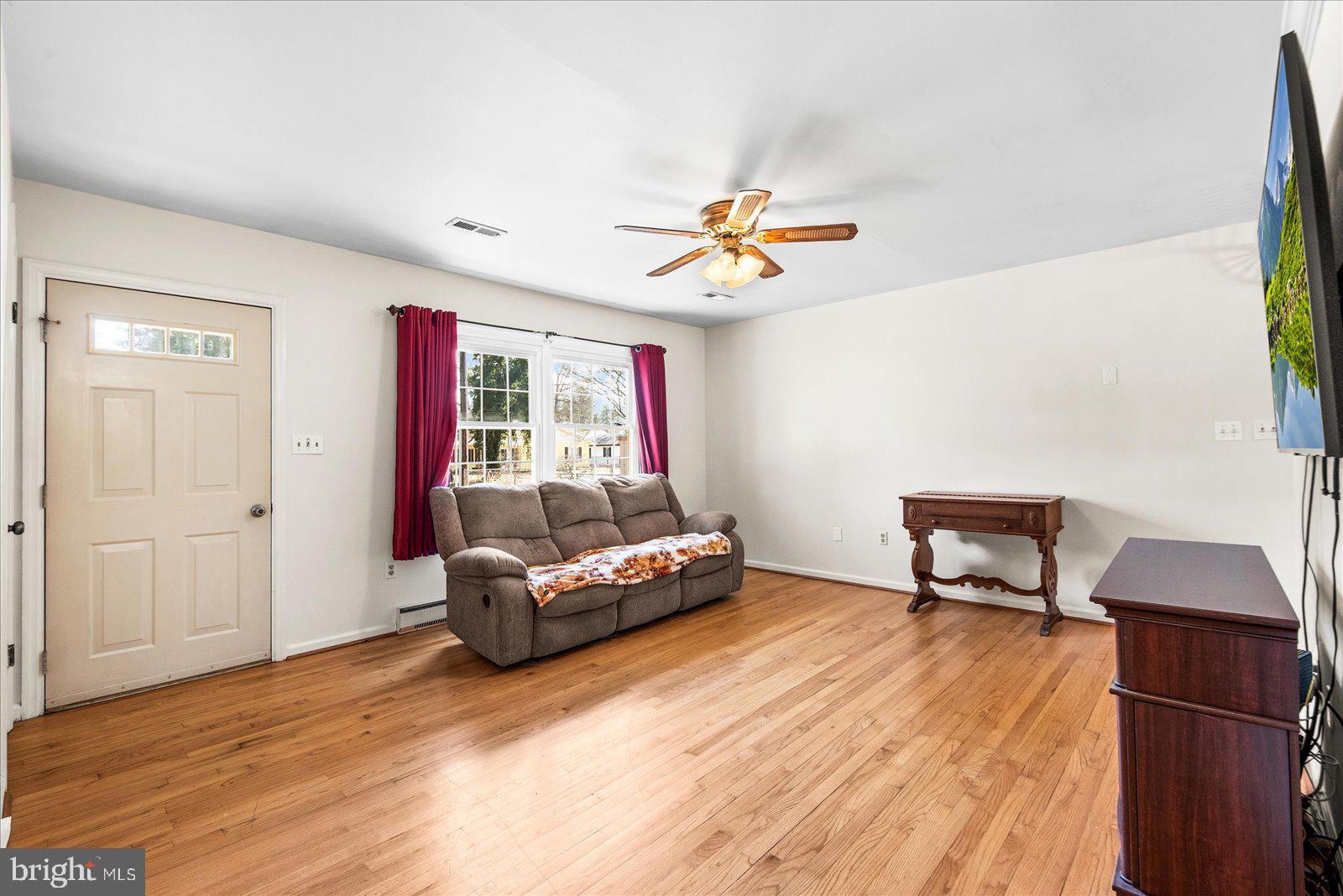 TOWN OF COLONIAL BEACH - Residential