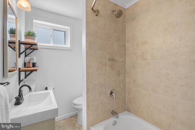 FISHTOWN - Residential Lease