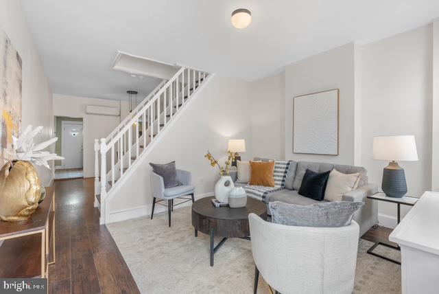 FISHTOWN - Residential Lease