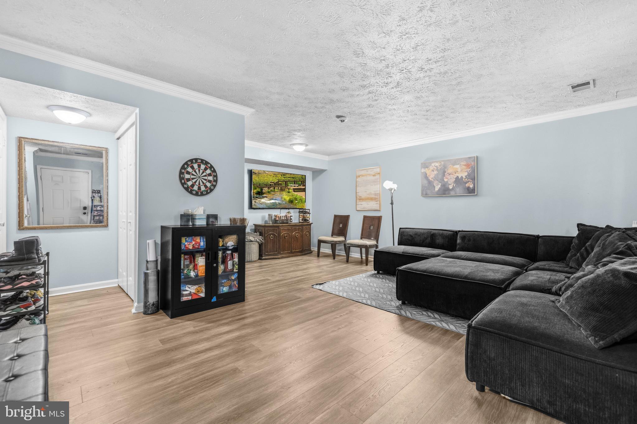 ST CHARLES HAMPSHIRE - Residential