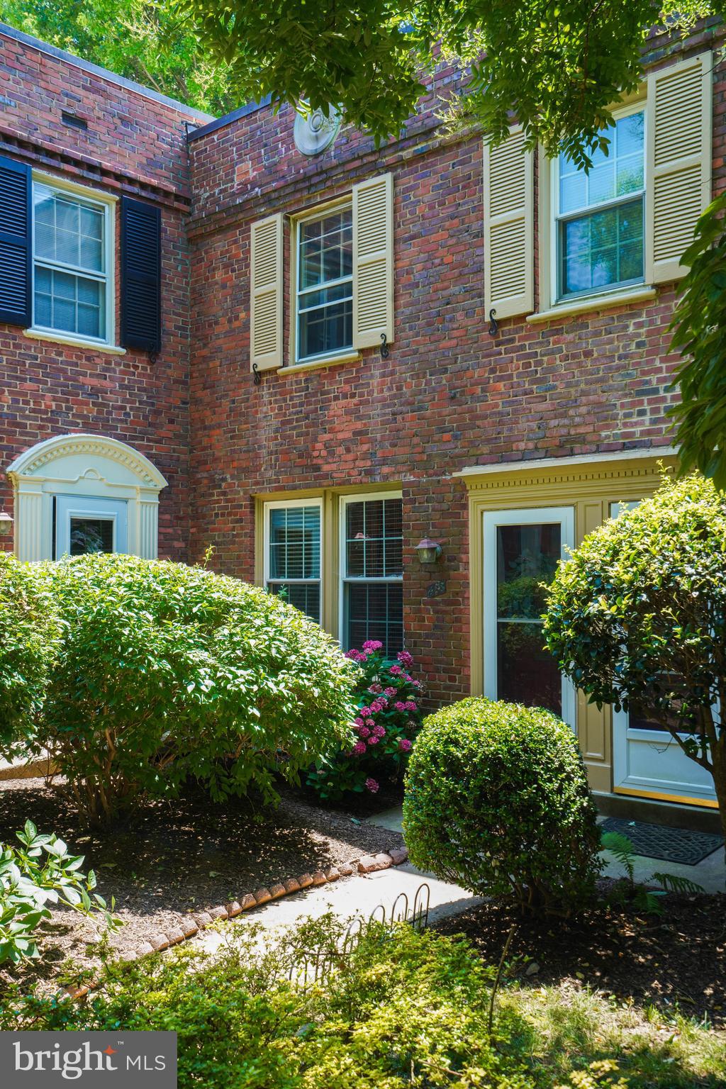 1401 S EDGEWOOD STREET 488