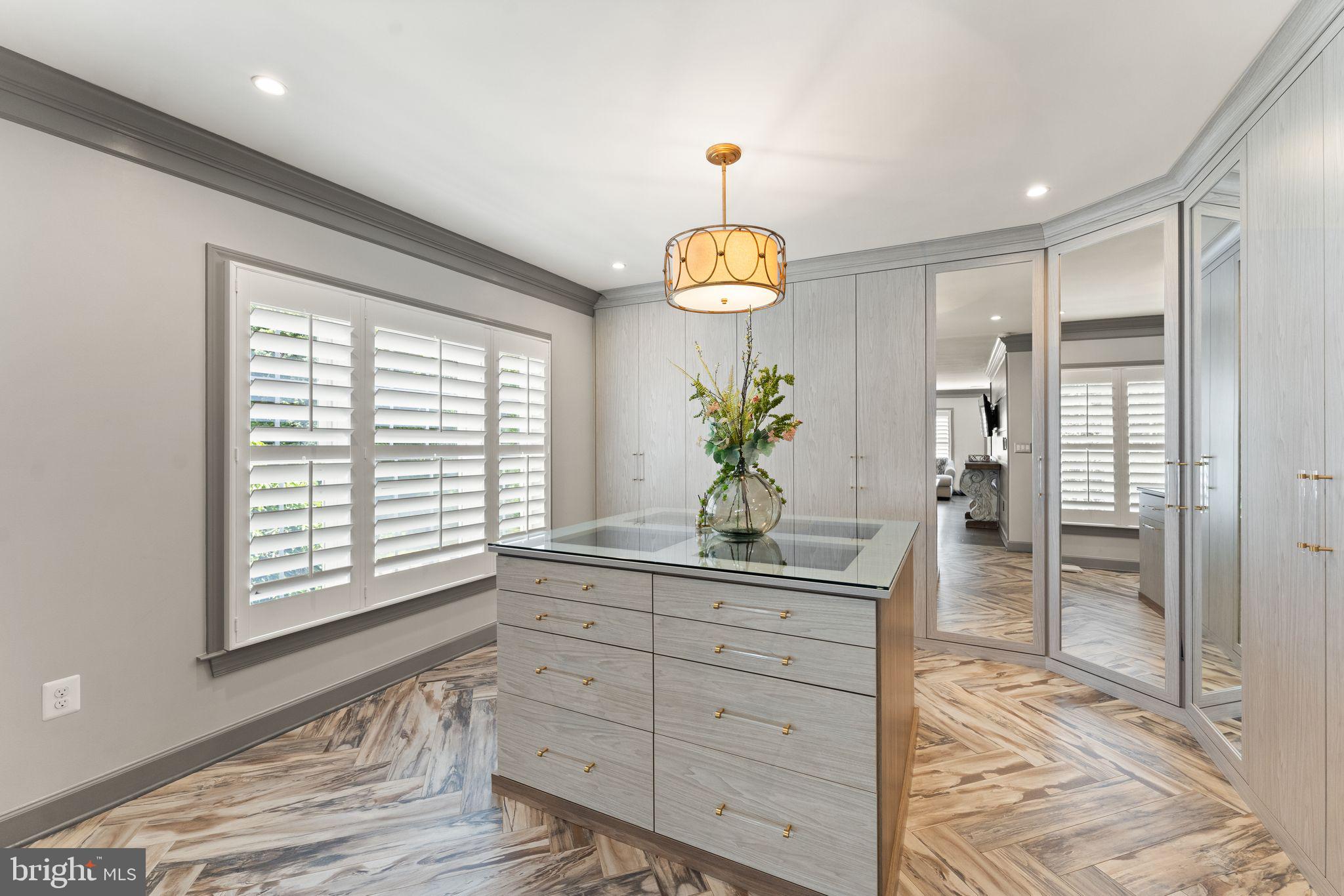 RED HILL - Residential