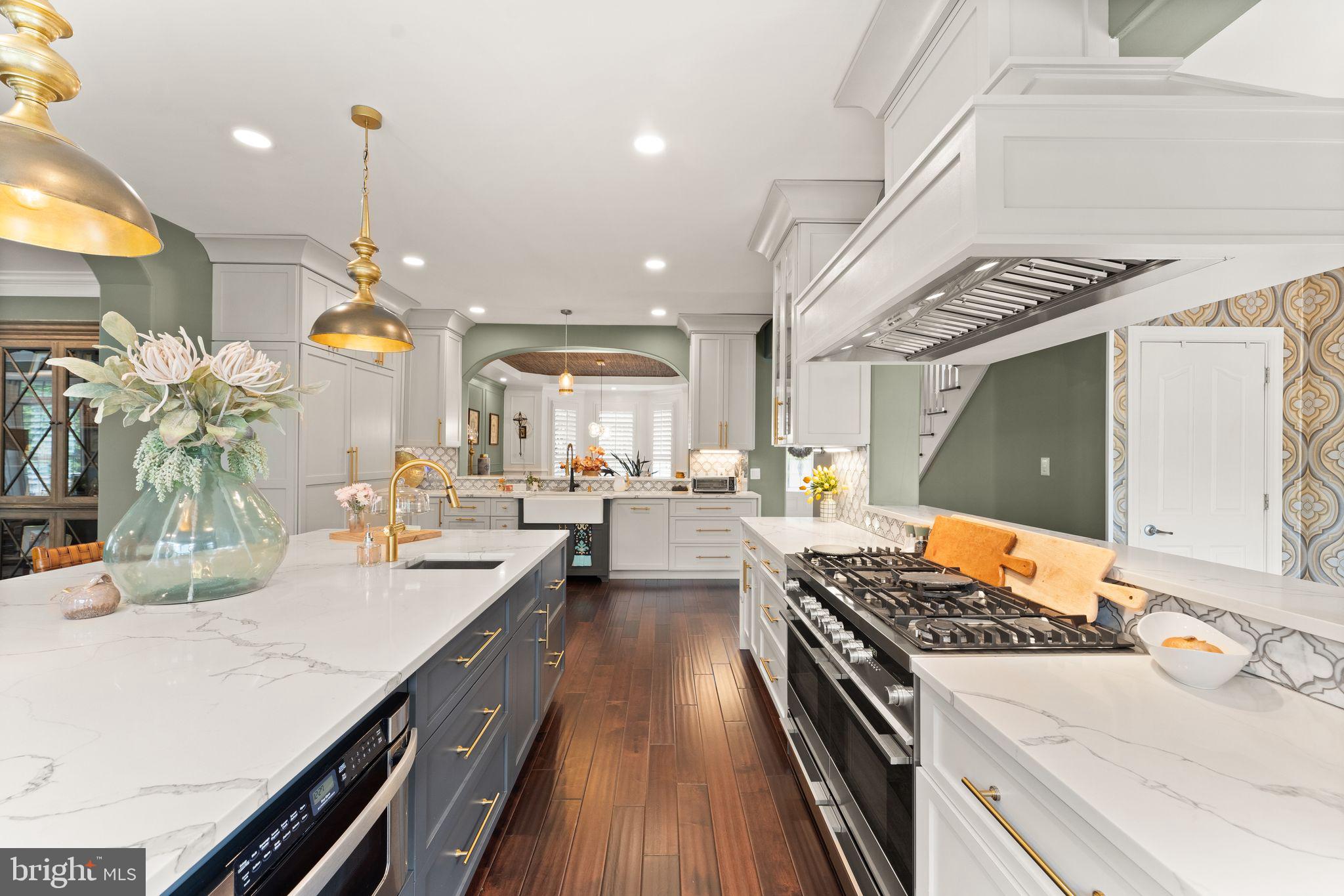 RED HILL - Residential