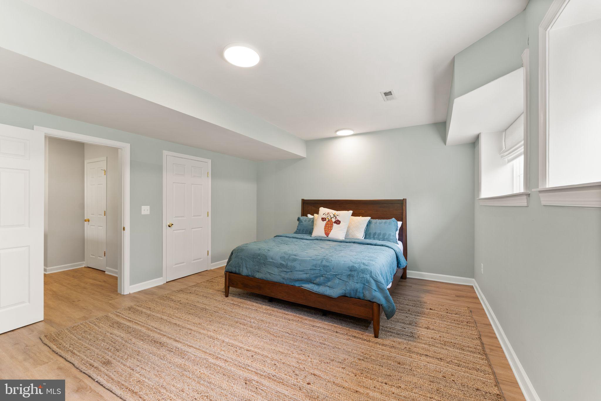 RED HILL - Residential