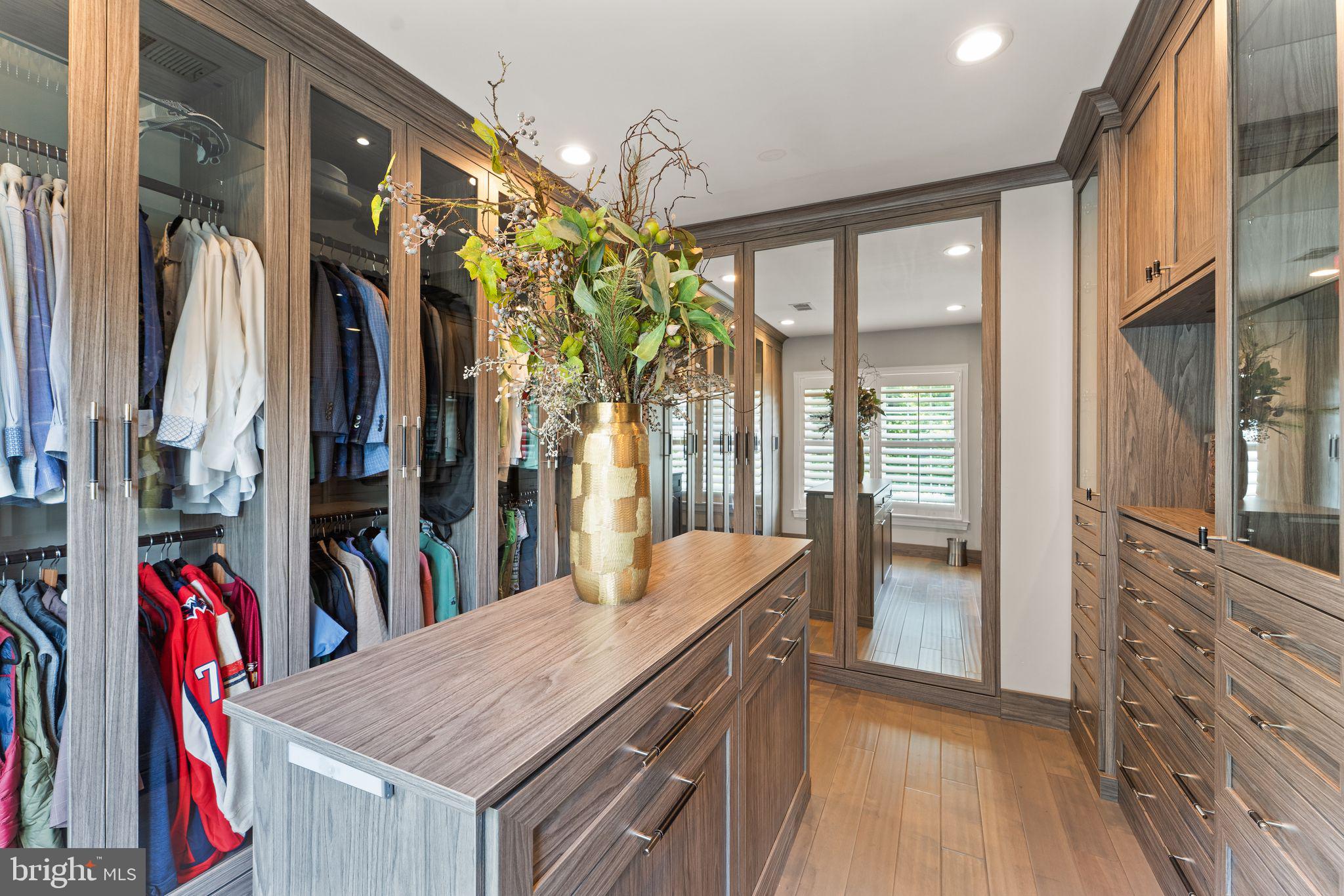 RED HILL - Residential