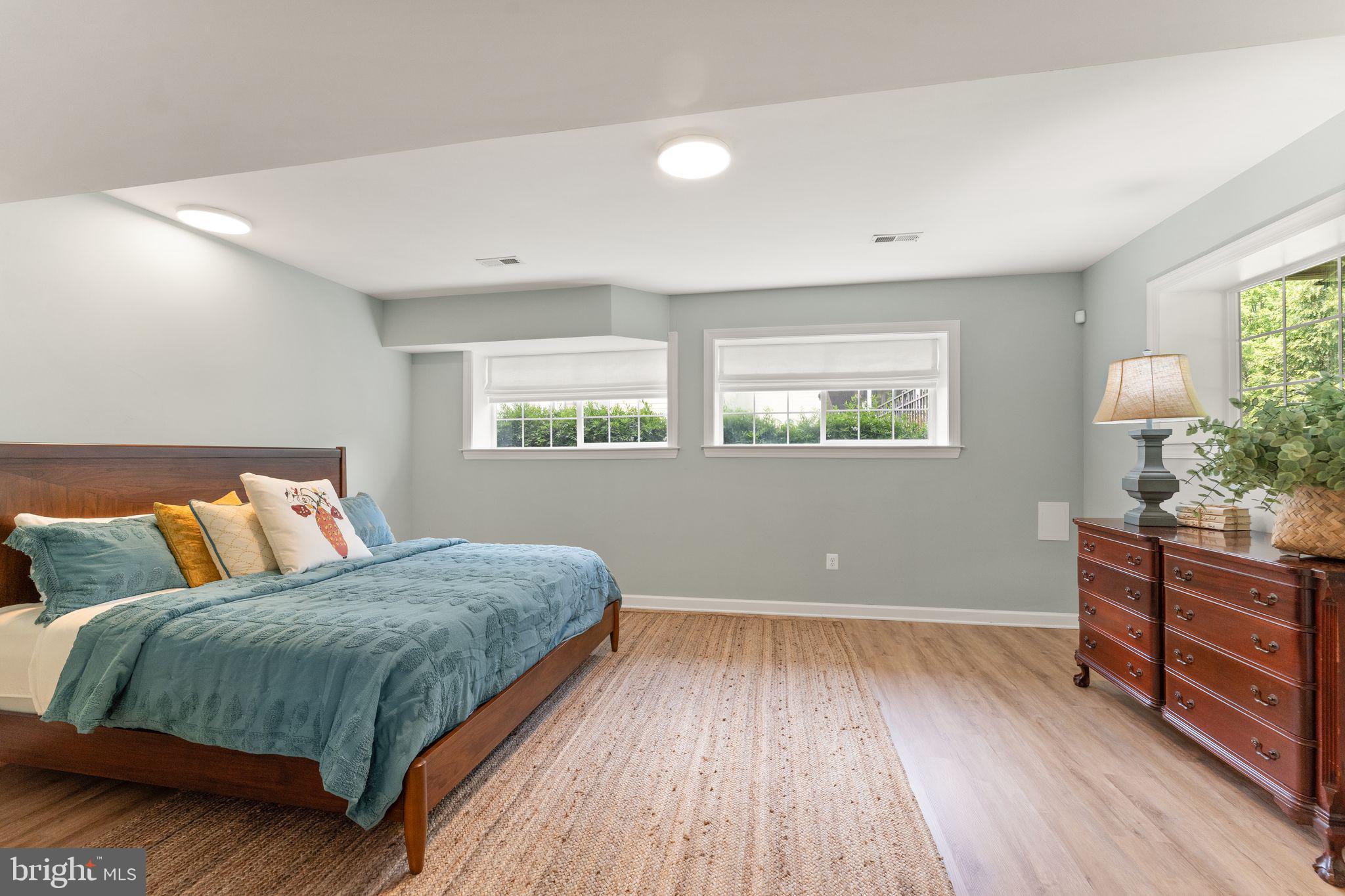 RED HILL - Residential