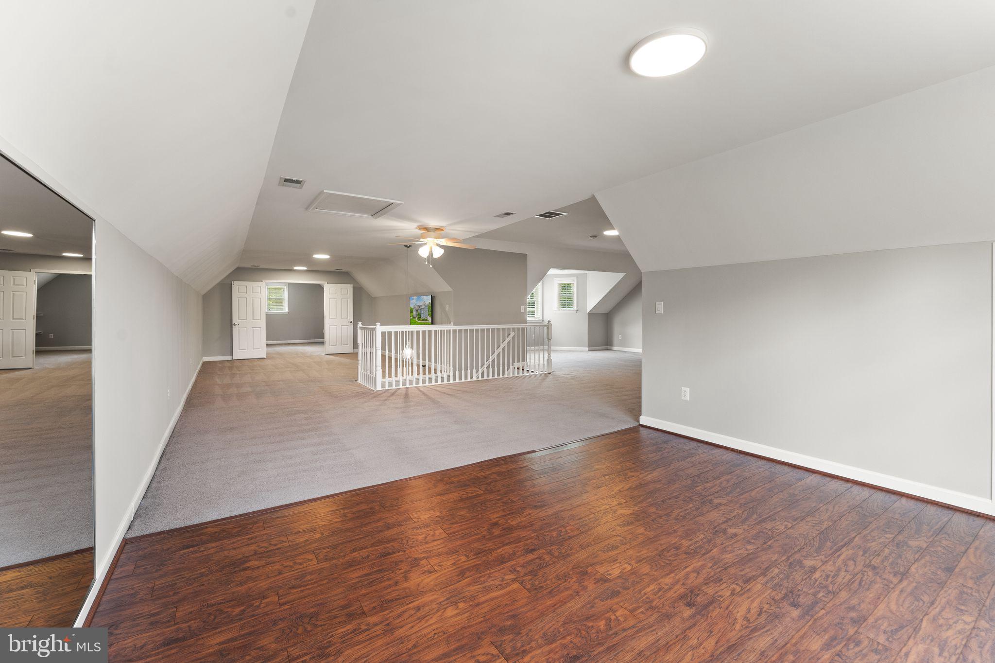 RED HILL - Residential