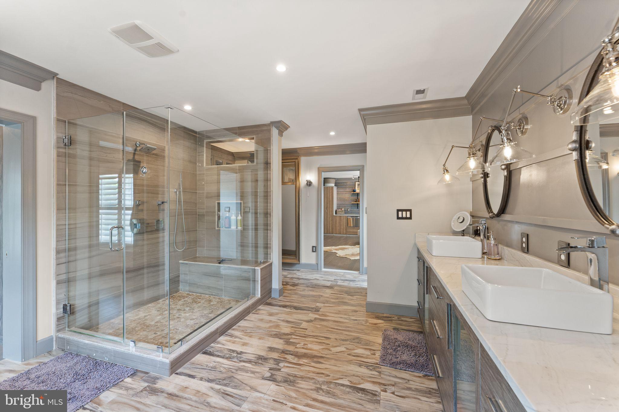 RED HILL - Residential