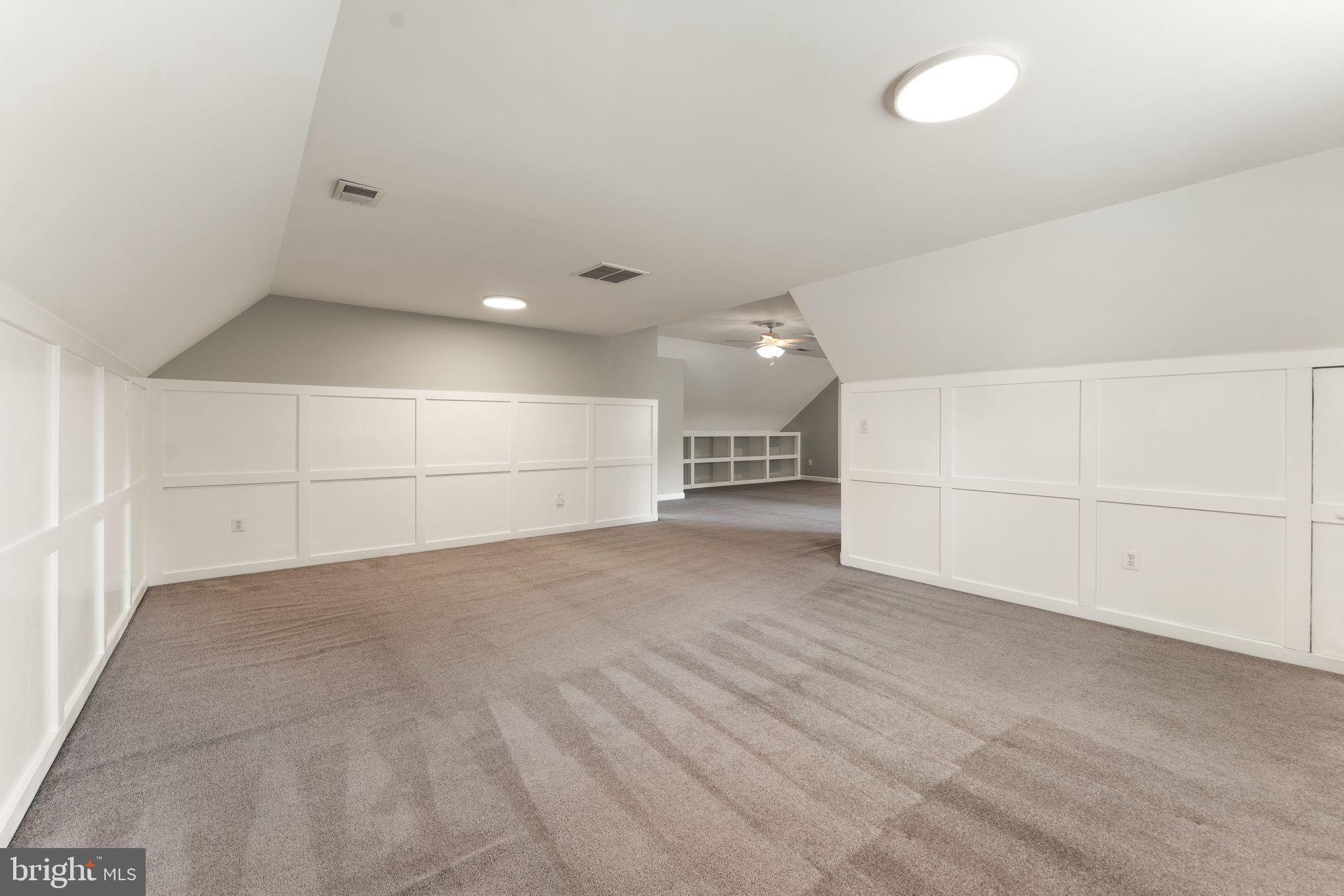 RED HILL - Residential