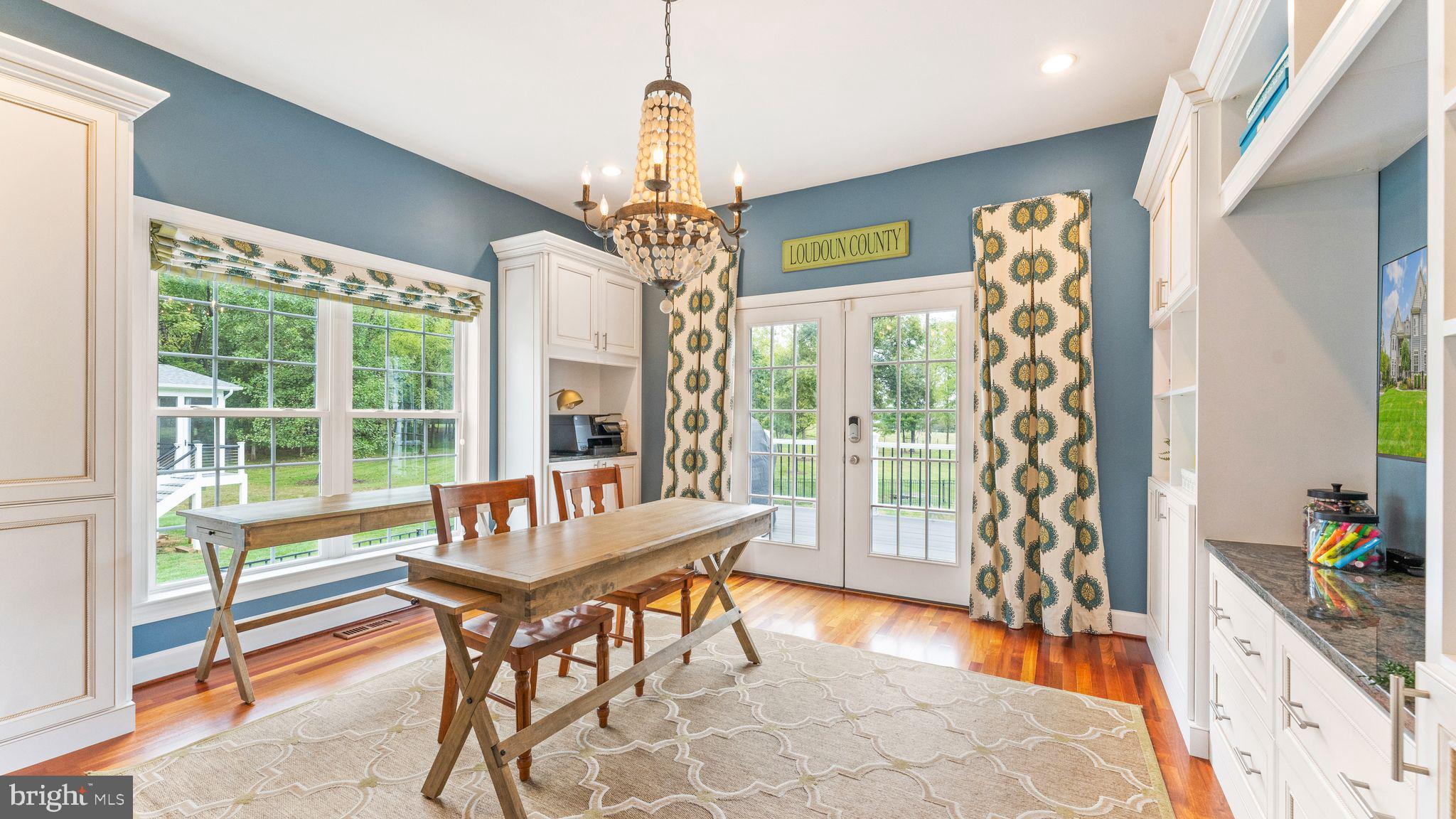 RED HILL - Residential