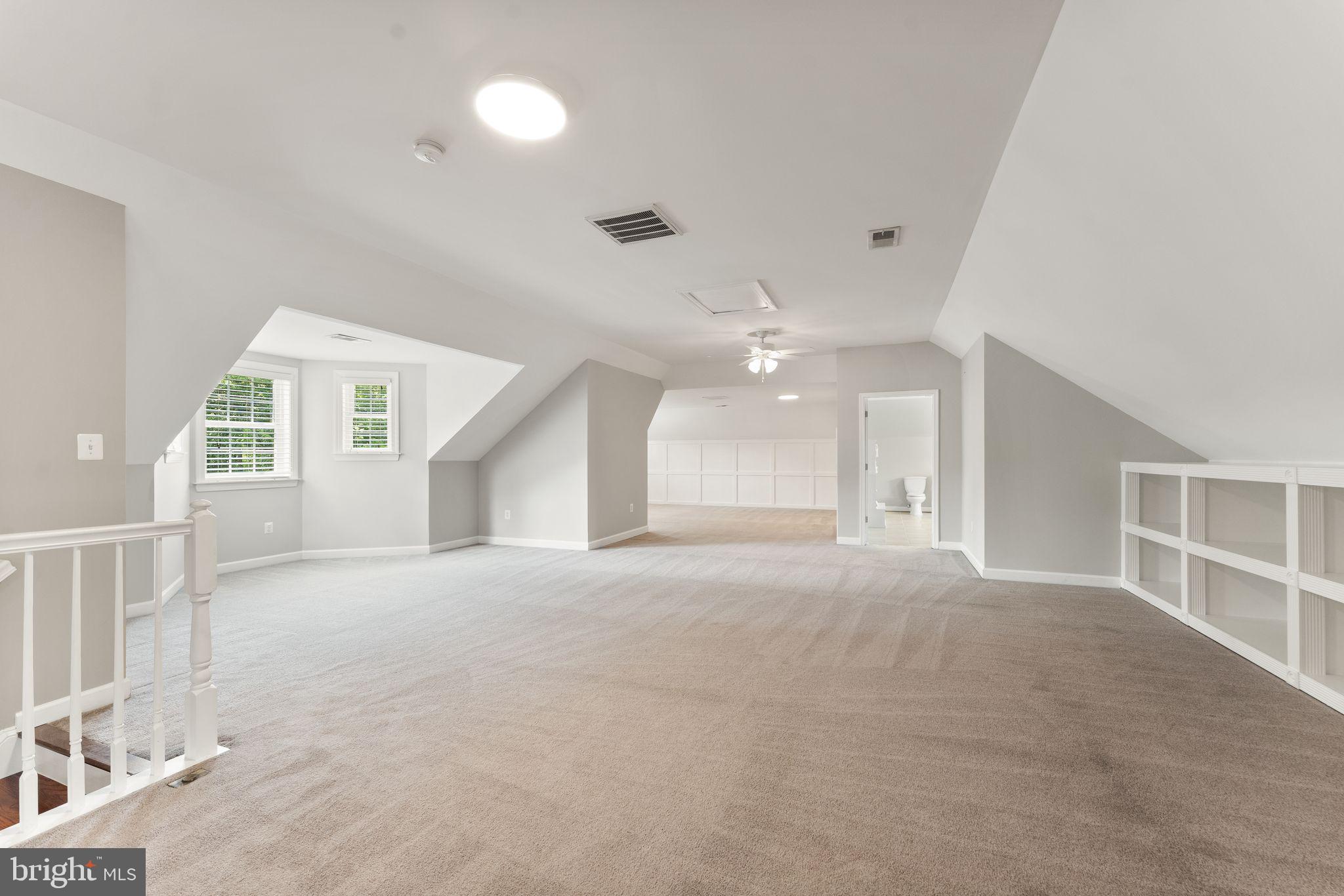 RED HILL - Residential