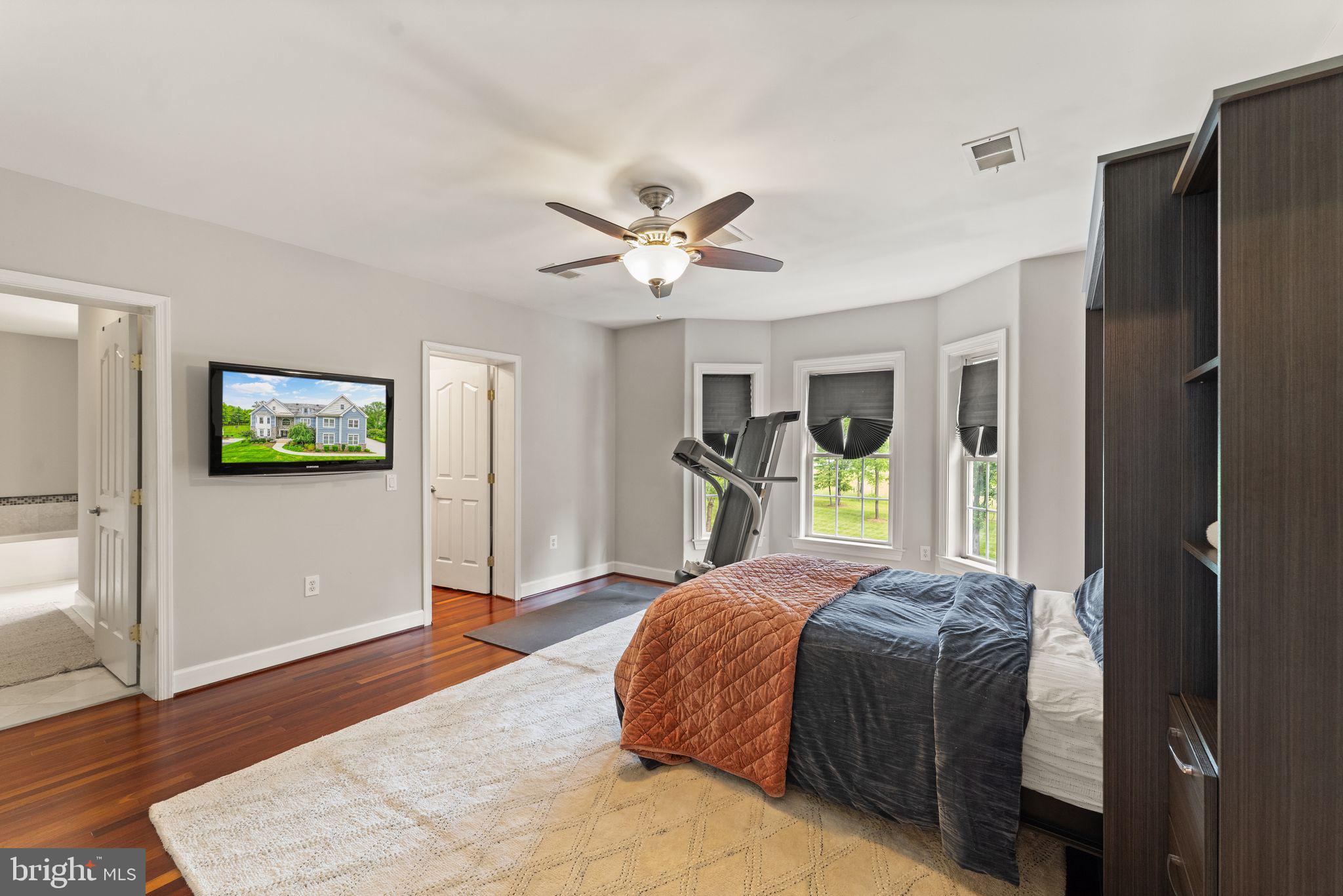 RED HILL - Residential