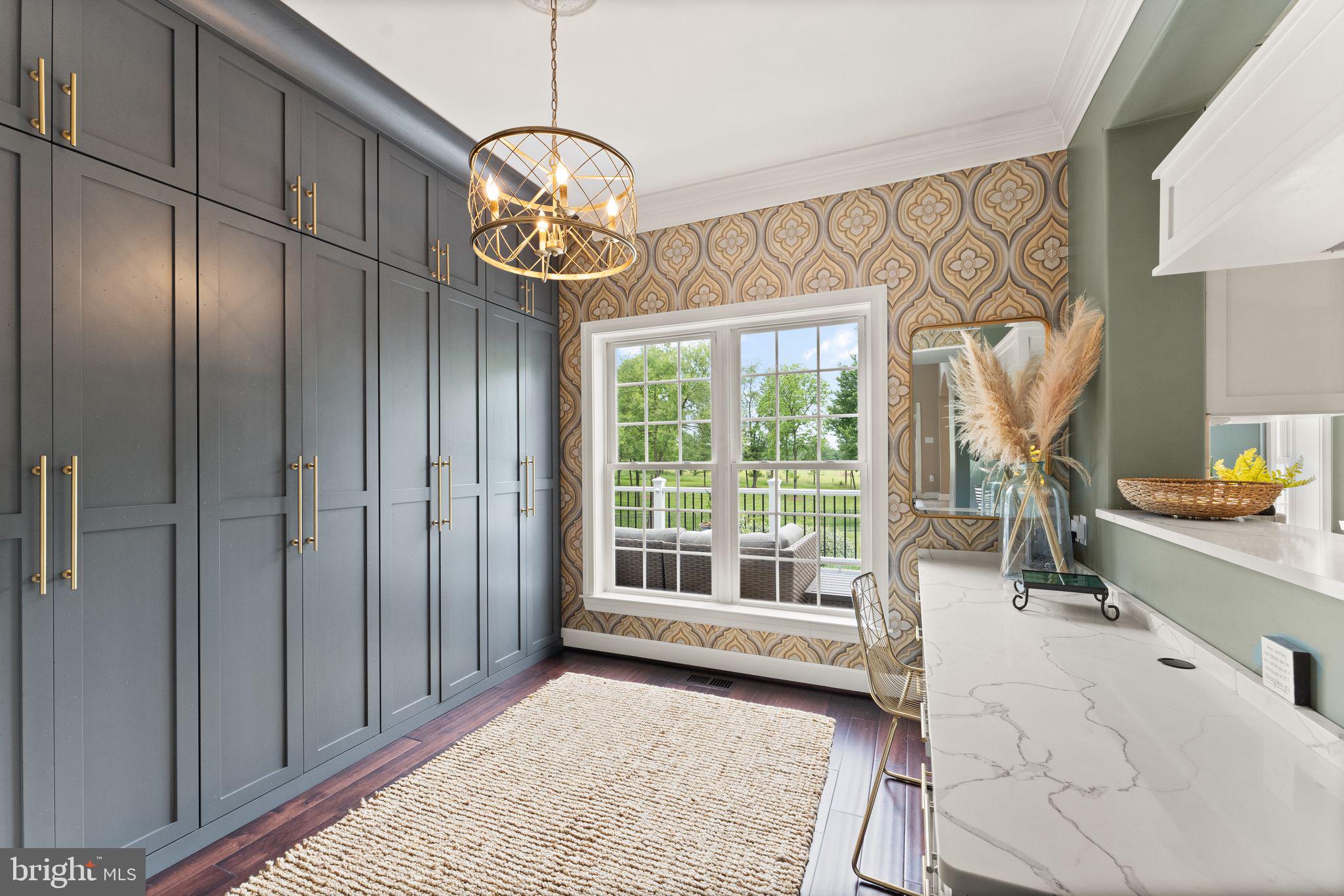 RED HILL - Residential