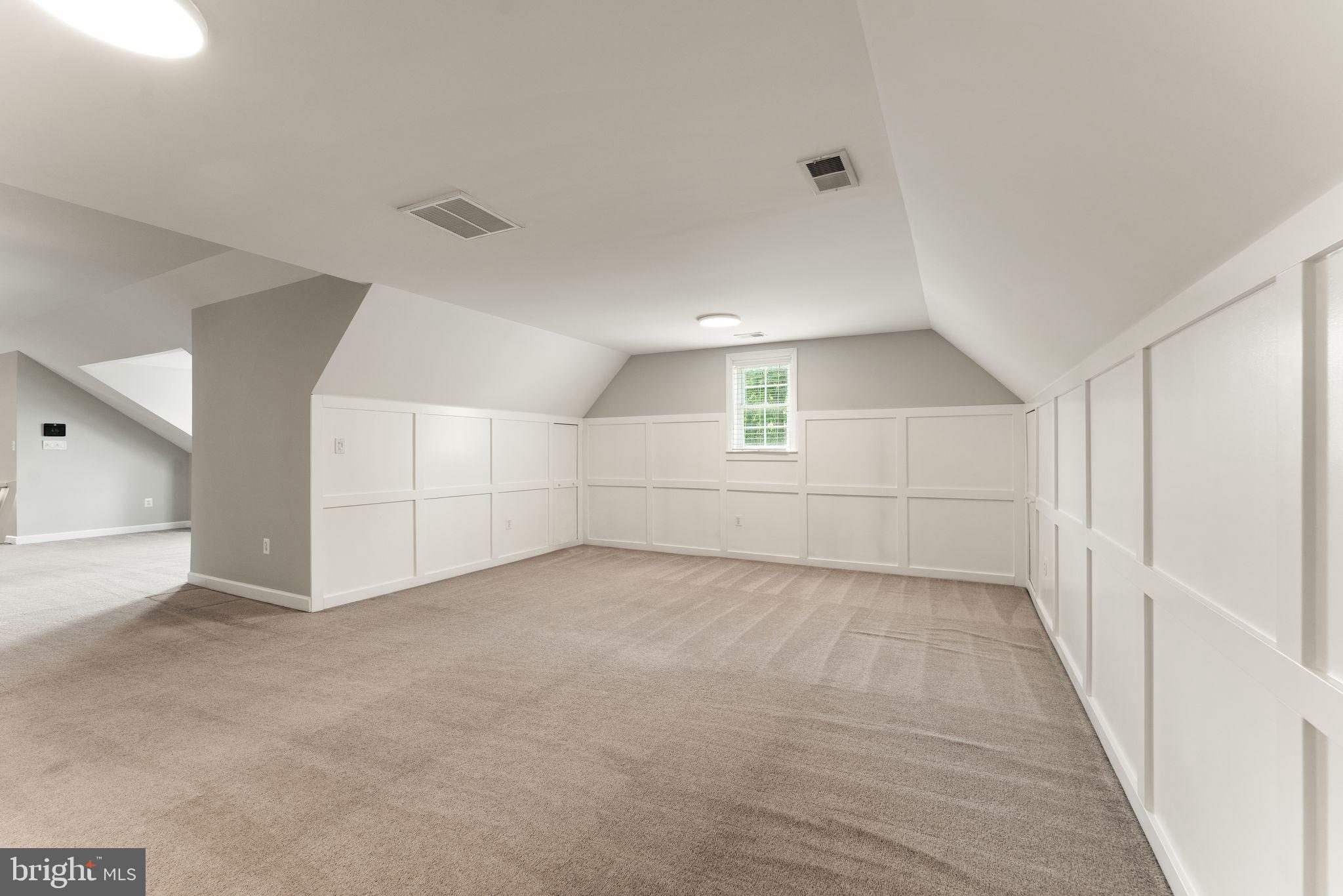 RED HILL - Residential