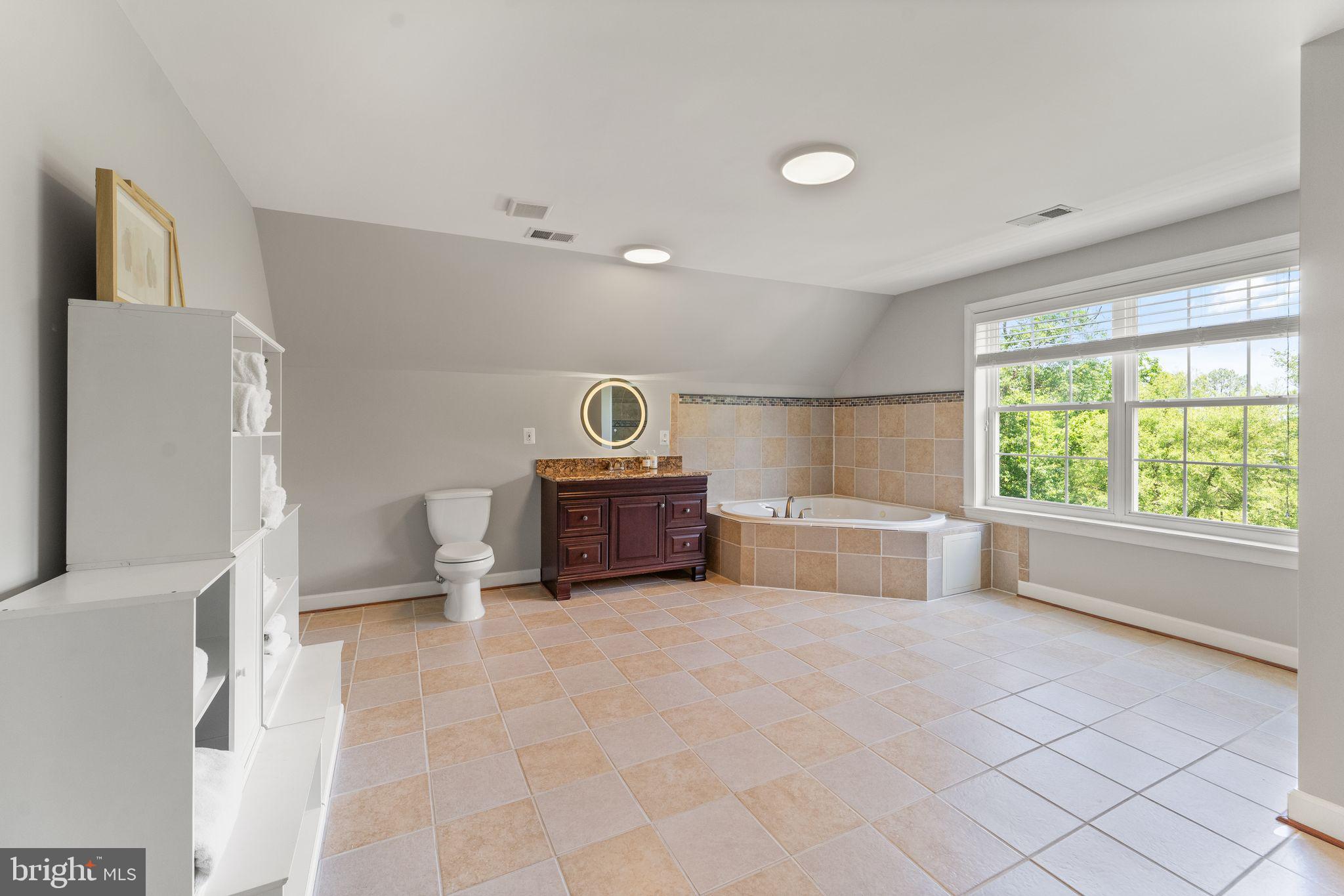 RED HILL - Residential