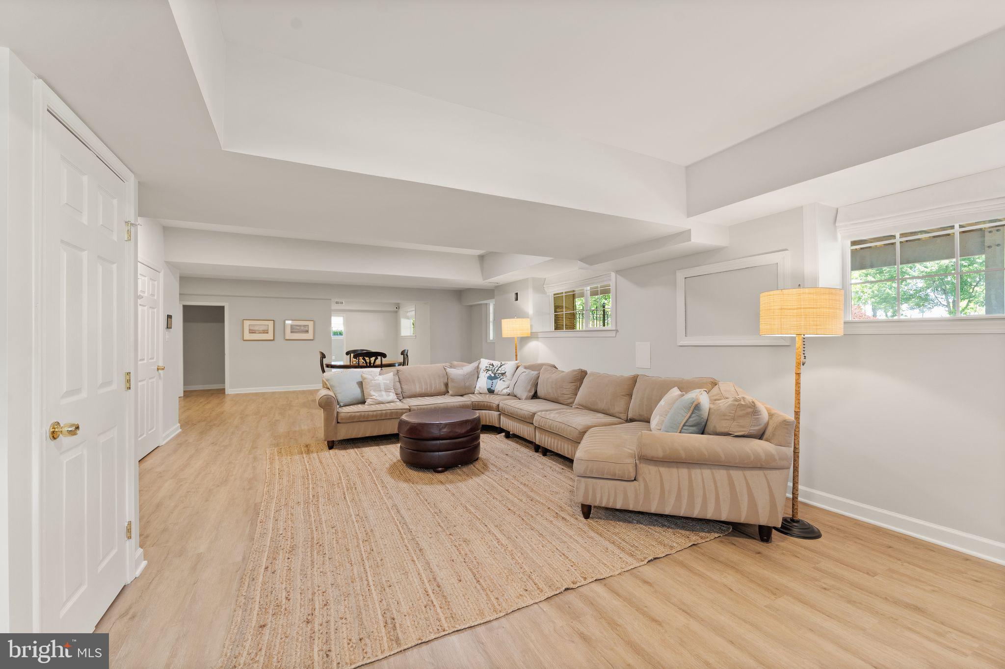 RED HILL - Residential