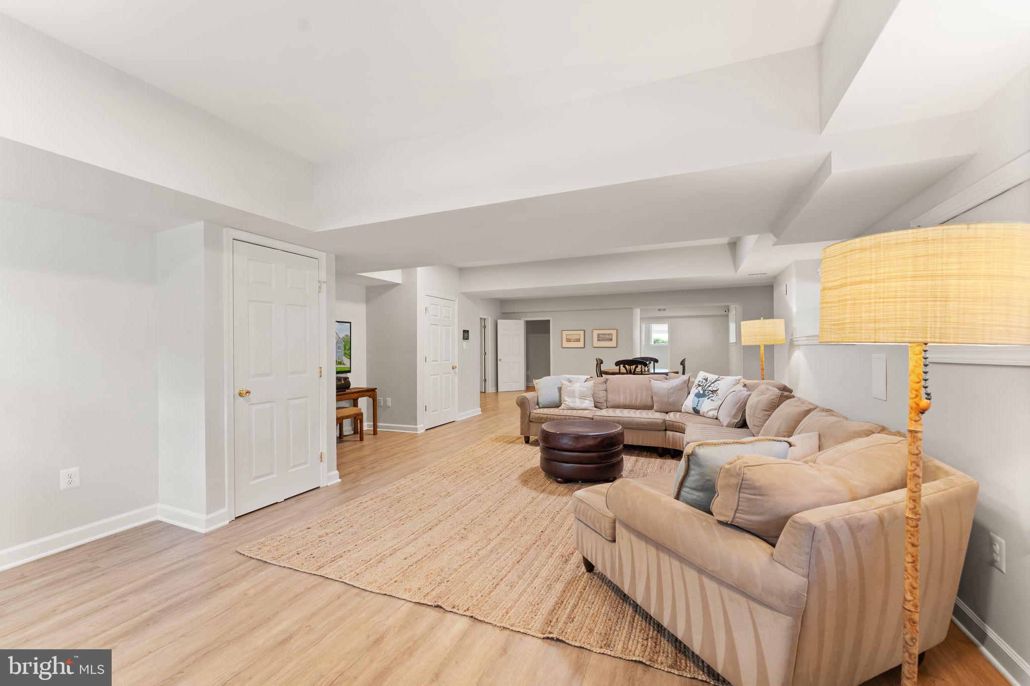 RED HILL - Residential