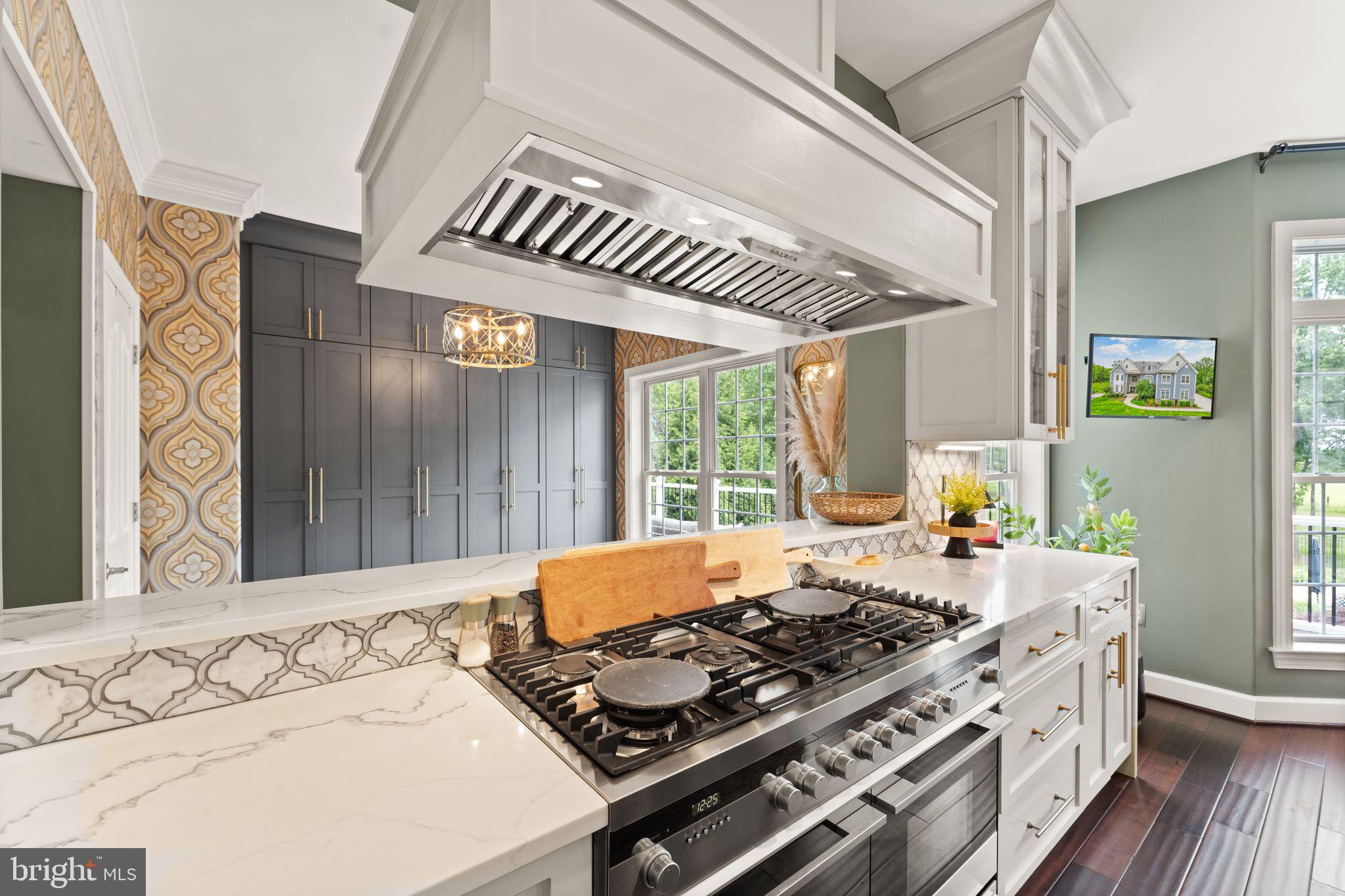 RED HILL - Residential