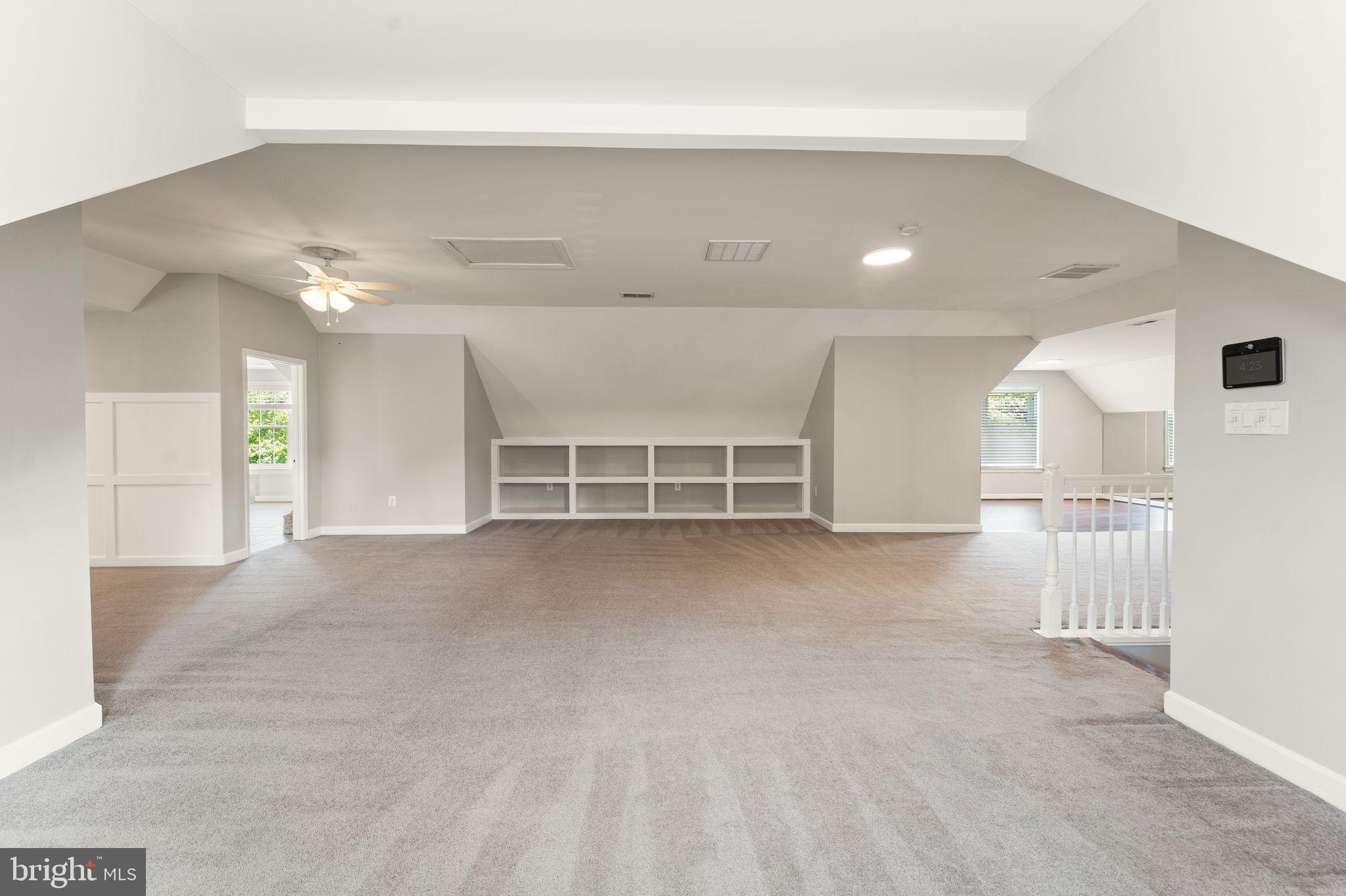 RED HILL - Residential