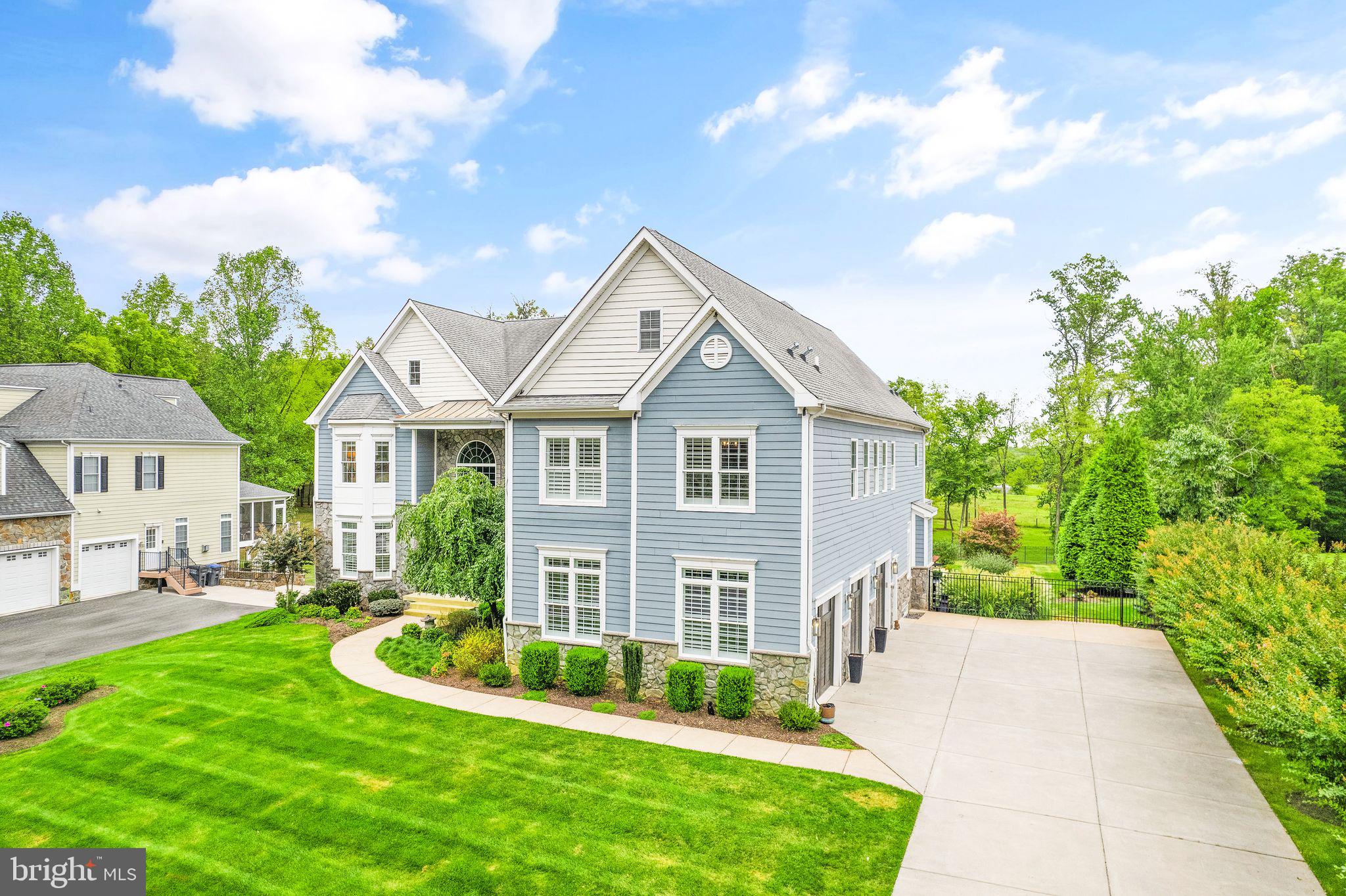 RED HILL - Residential