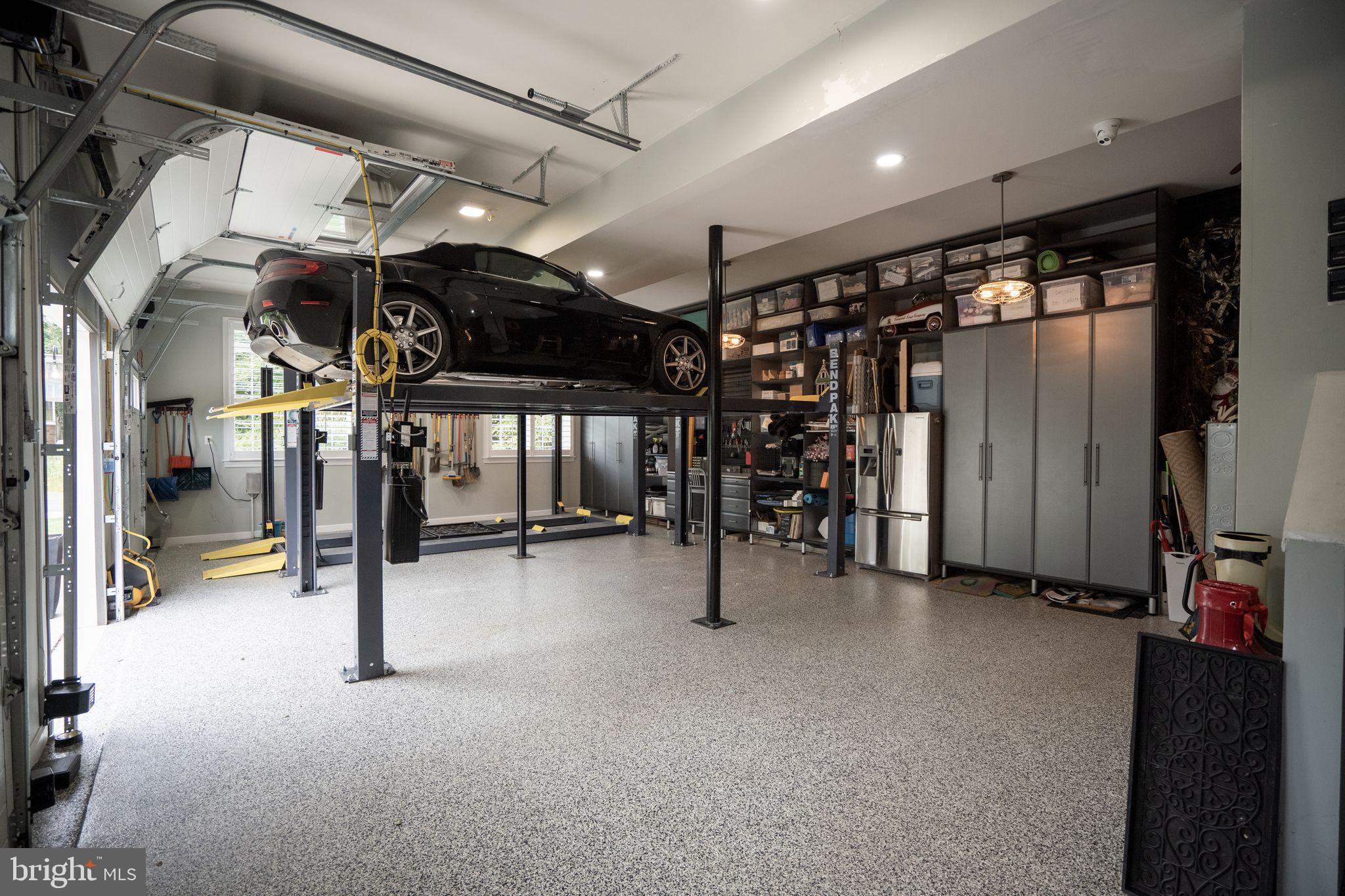 RED HILL - Residential