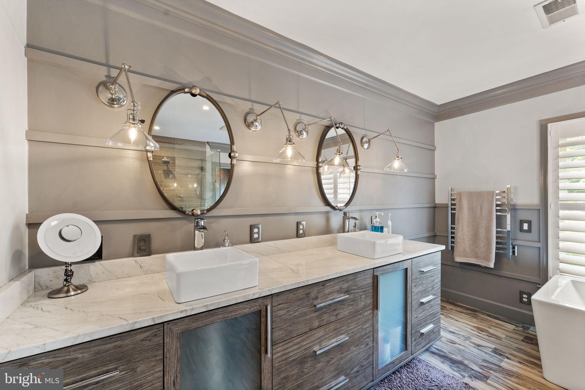 RED HILL - Residential