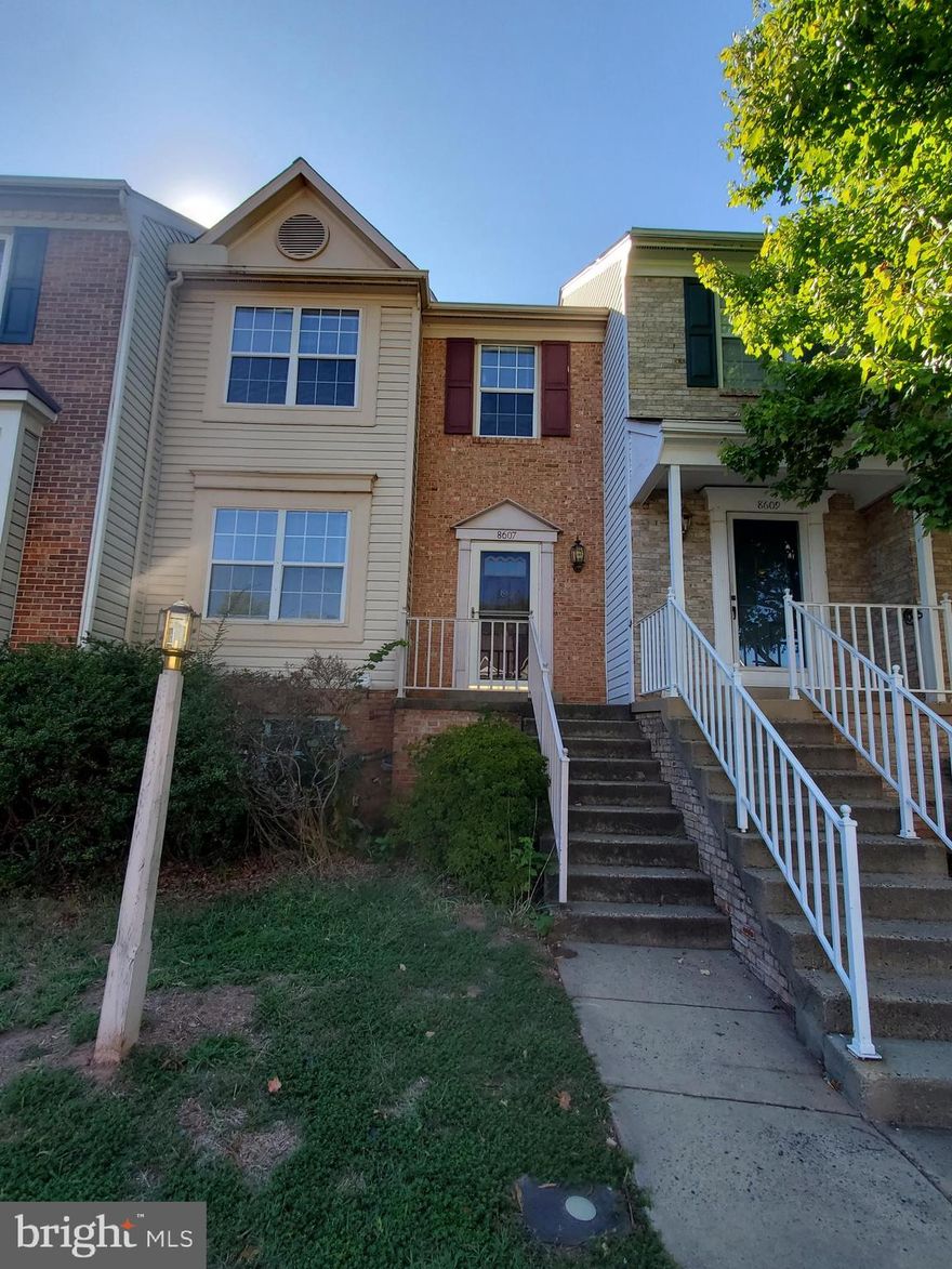 Very clean and spacious 3 bedroom townhome in City of Manassas. Fully finished walk out basement with fireplace and a bonus room with a full bathroom. Fenced in rear yard. Master bedroom with hardwood floors, walkin closet and jacuzzi tub.