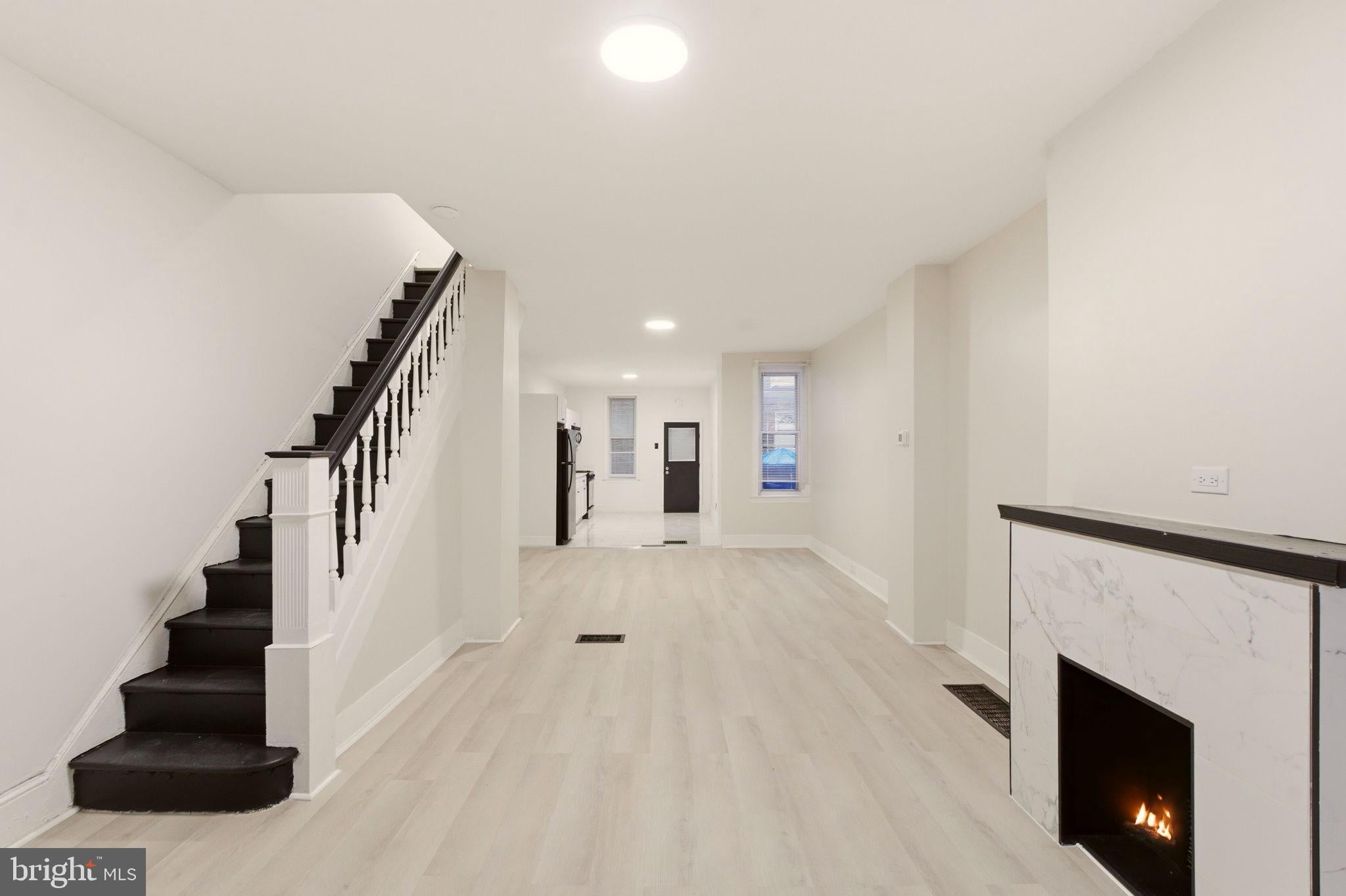 6618 HADDINGTON LANE