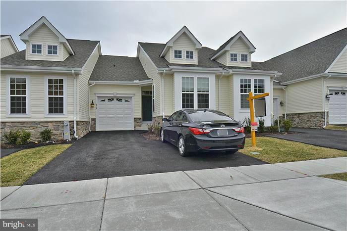 AVAILABLE TO ANY AGE. REDUCED, PRICED TO SELL! Koch Built, Shipley's Crossing luxury villa with 3 beds, 3 baths, first level living at its finest. Over $75,000 in upgrades, gourmet kitchen, granite, hardwood, stainless, recessed lighting, paver patio, more. Large great room w/2 story ceiling, gas fireplace. Pool, clubhouse, game room, fitness center. Active 55+ Community.