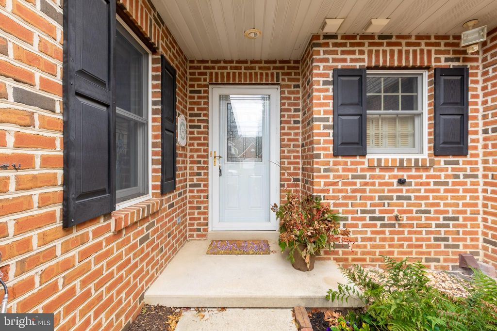 Photo of 39 Pennridge Avenue, MOUNTVILLE, PA 17554 (MLS # PALA2079898)