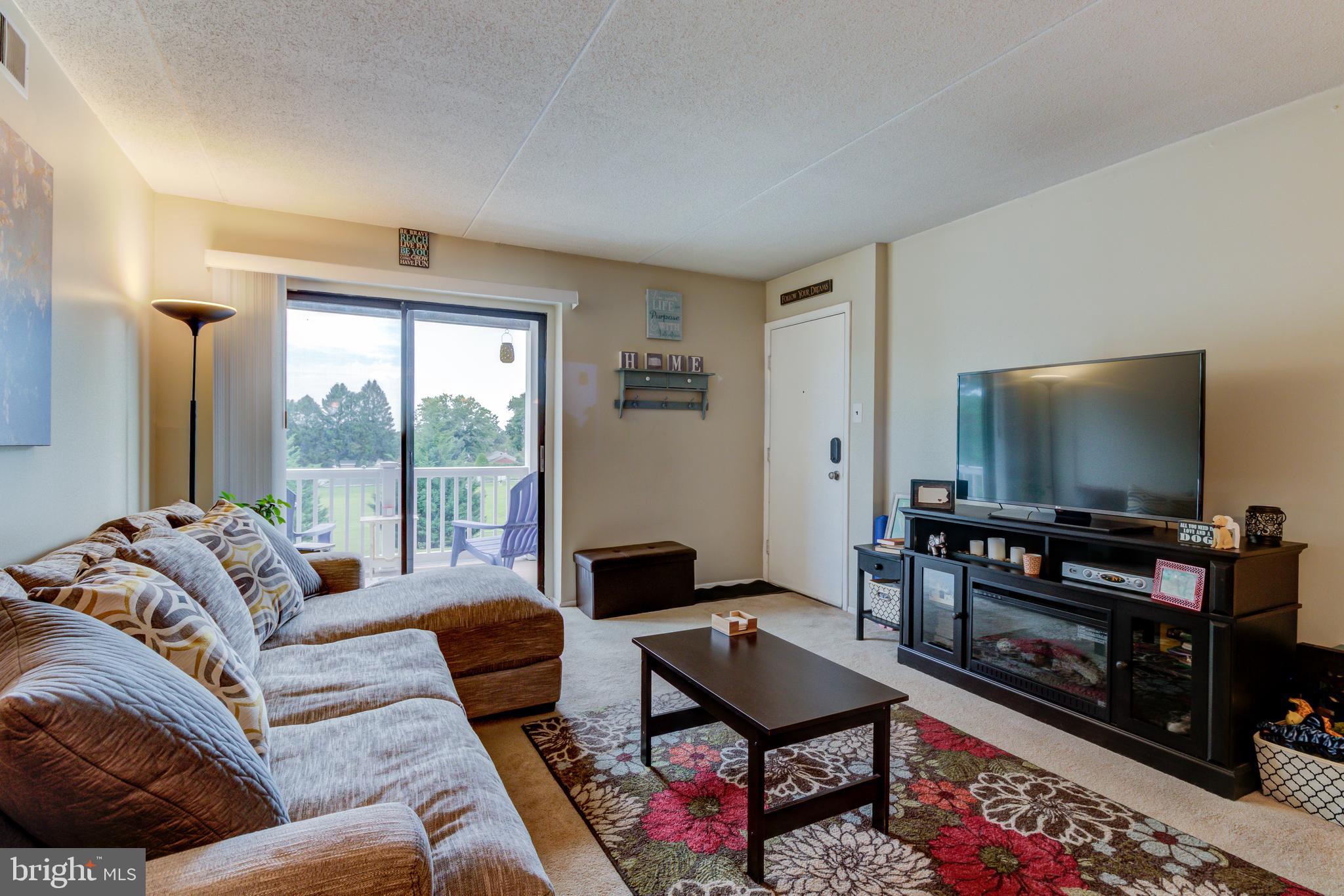 HILLTOP SUMMIT - Residential