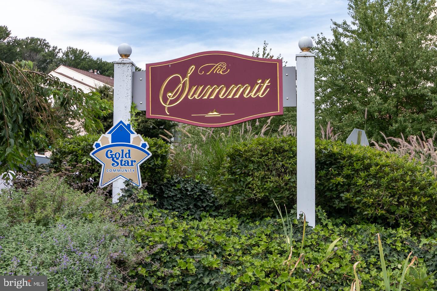 HILLTOP SUMMIT - Residential