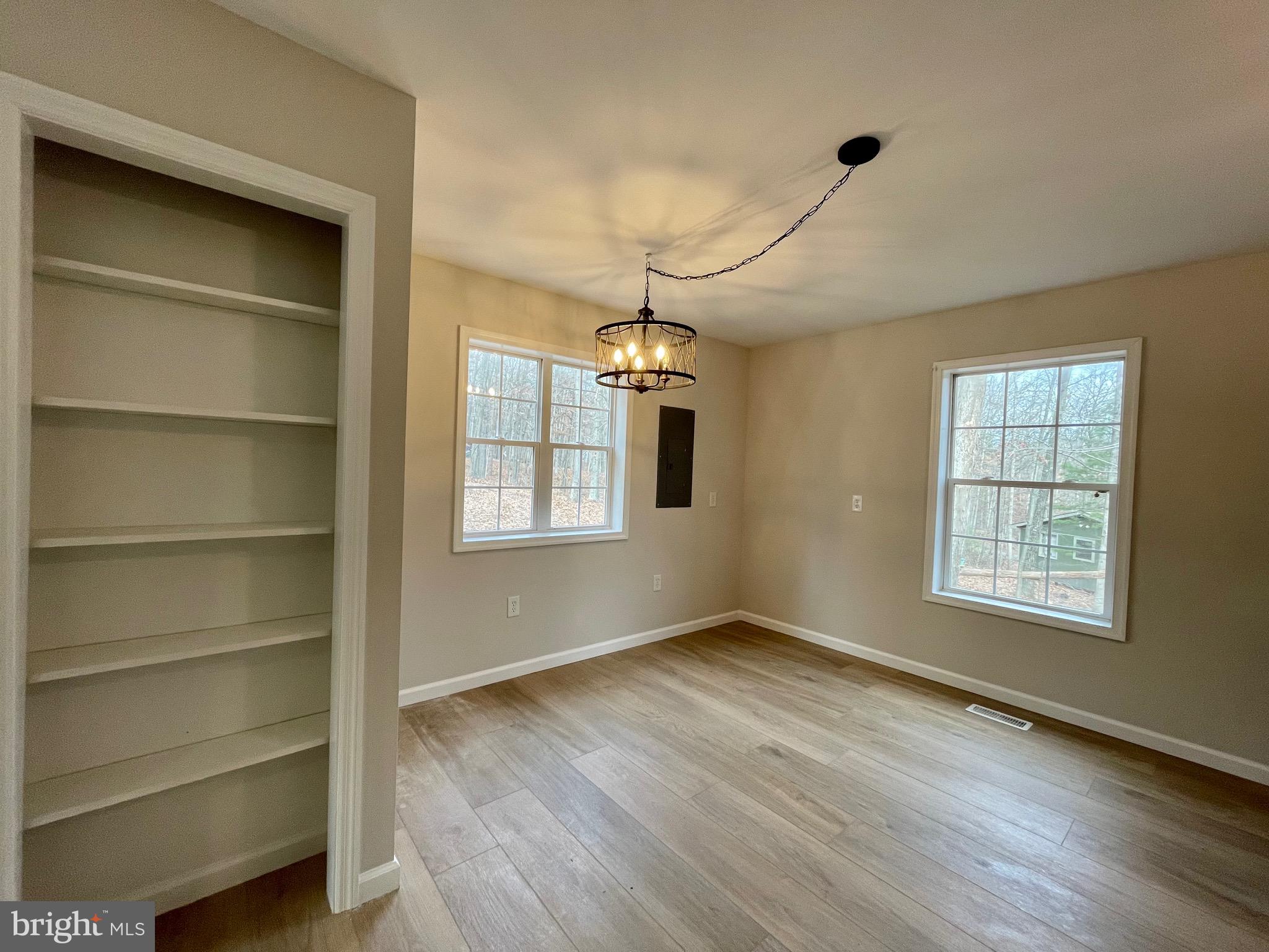 SLEEPY HOLLOW - Residential