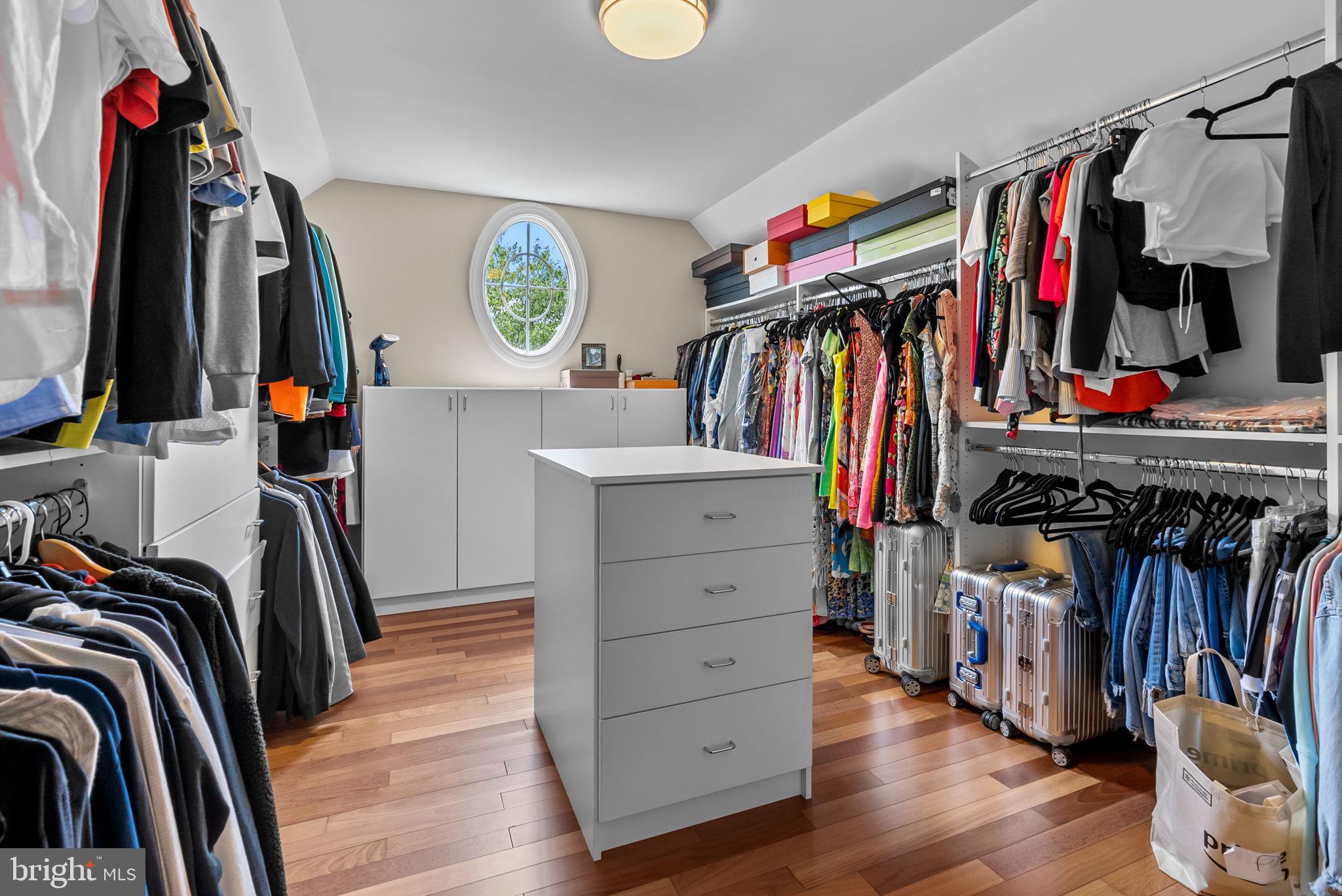 WARWICK ESTS - Residential