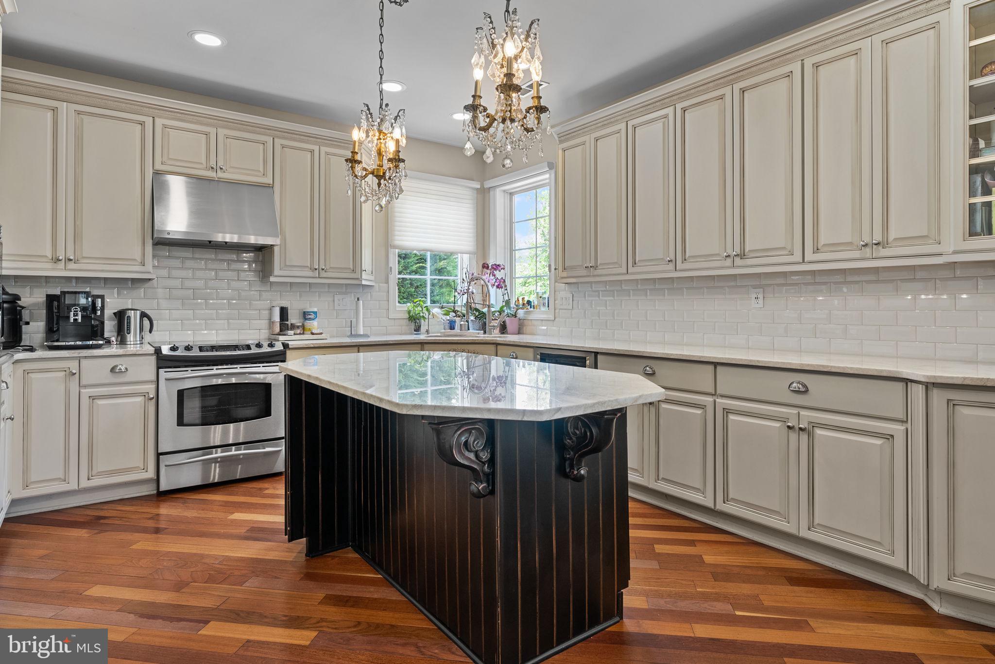 WARWICK ESTS - Residential