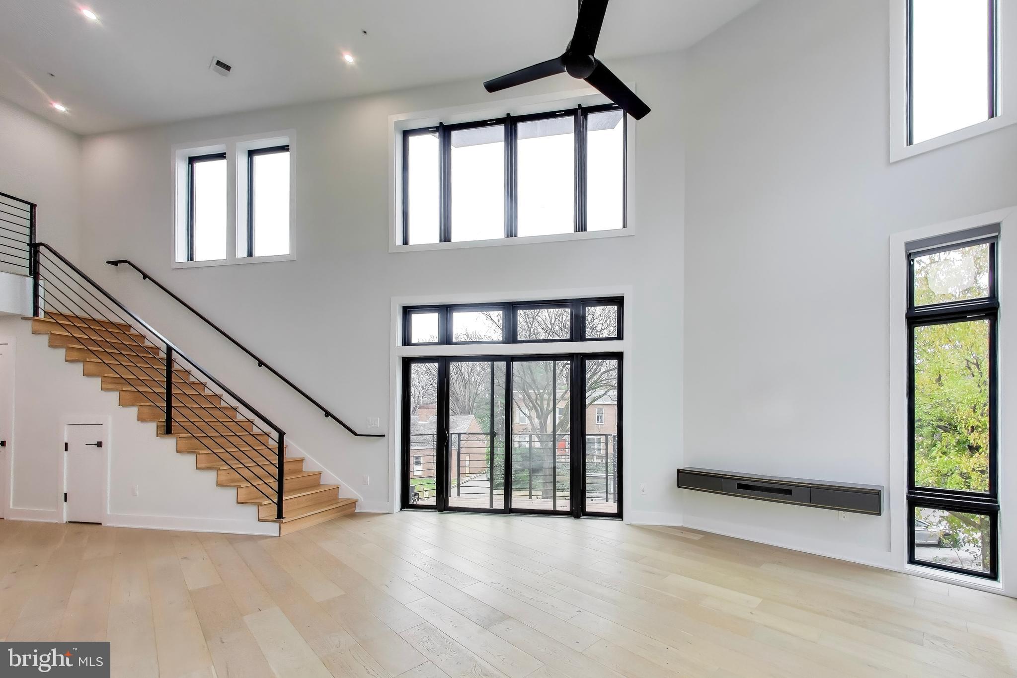 5101 CONNECTICUT AVENUE NW 6