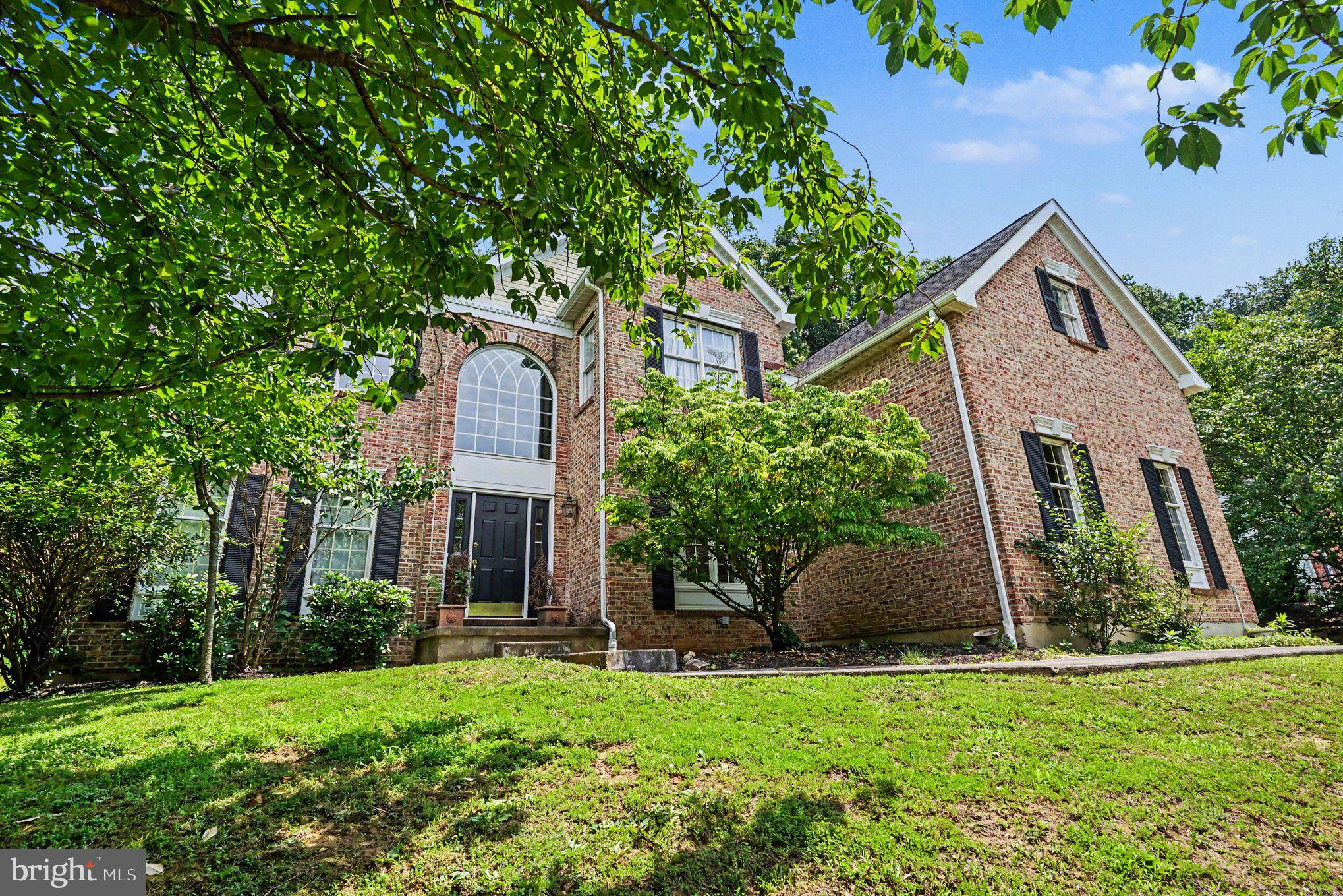 505 SPRINGVIEW LANE