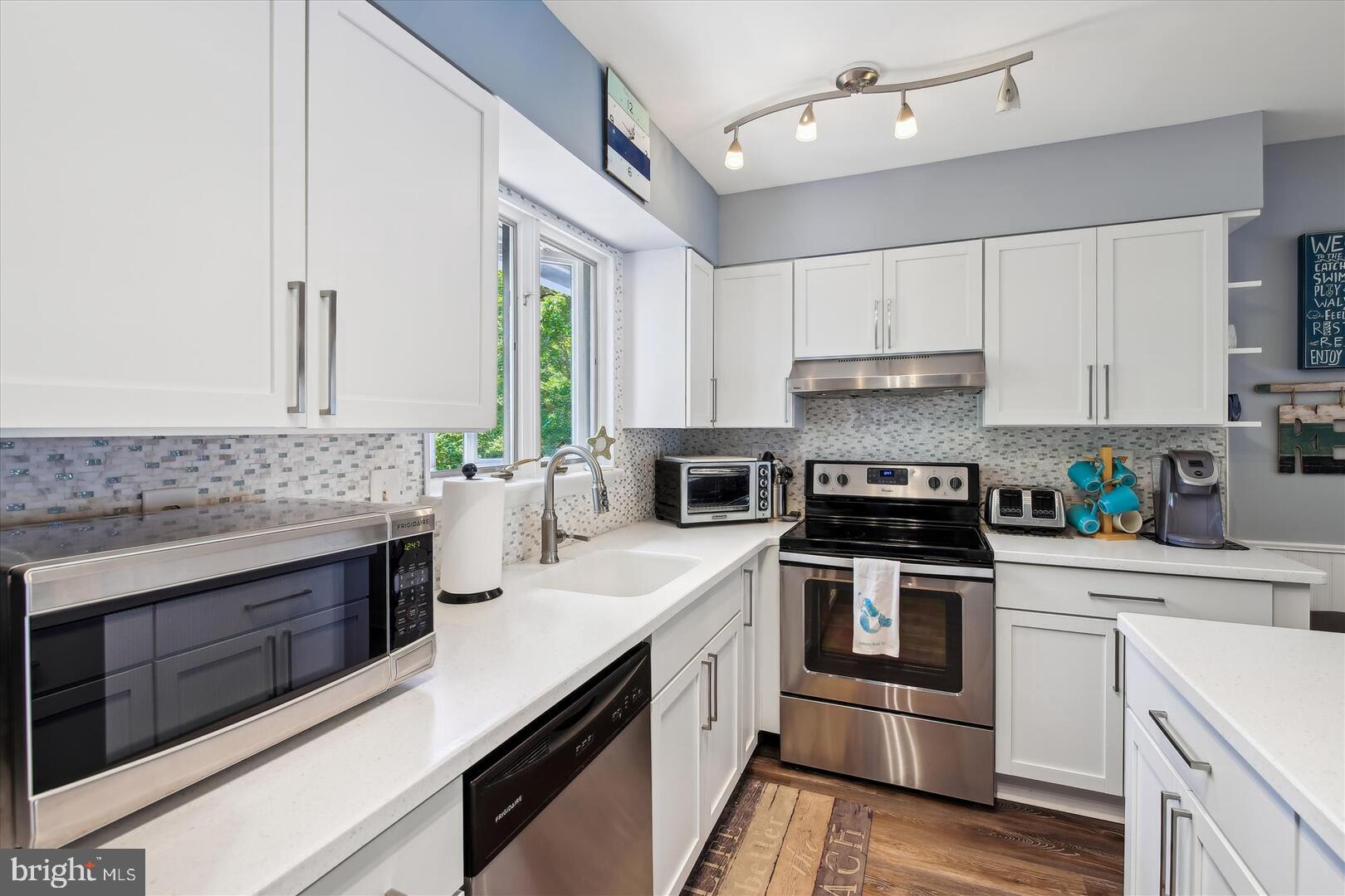 SEA COLONY WEST - Residential