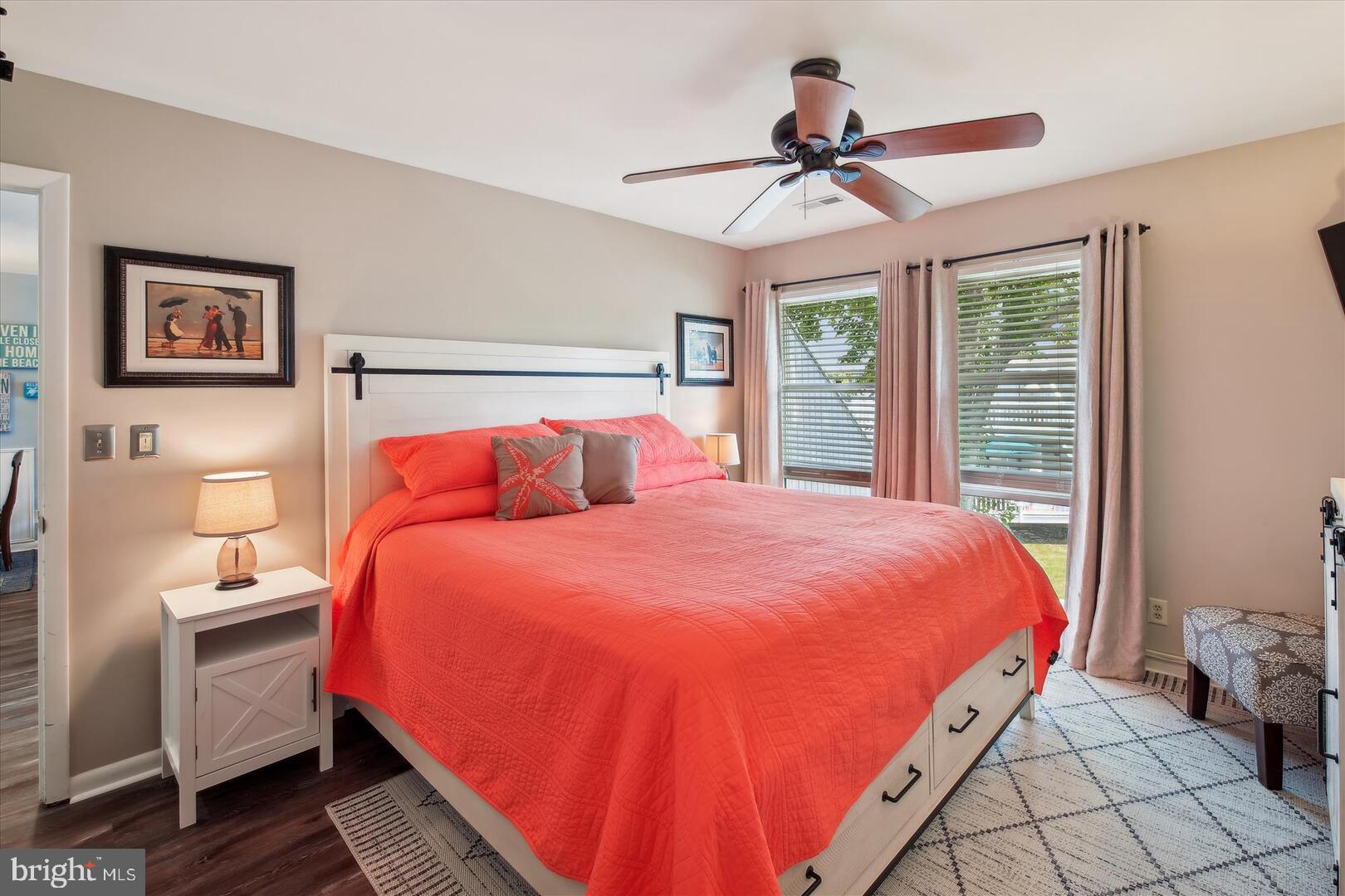 SEA COLONY WEST - Residential