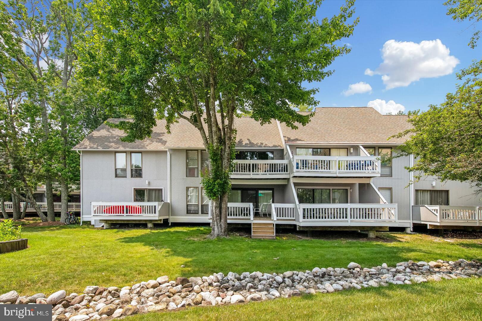 SEA COLONY WEST - Residential