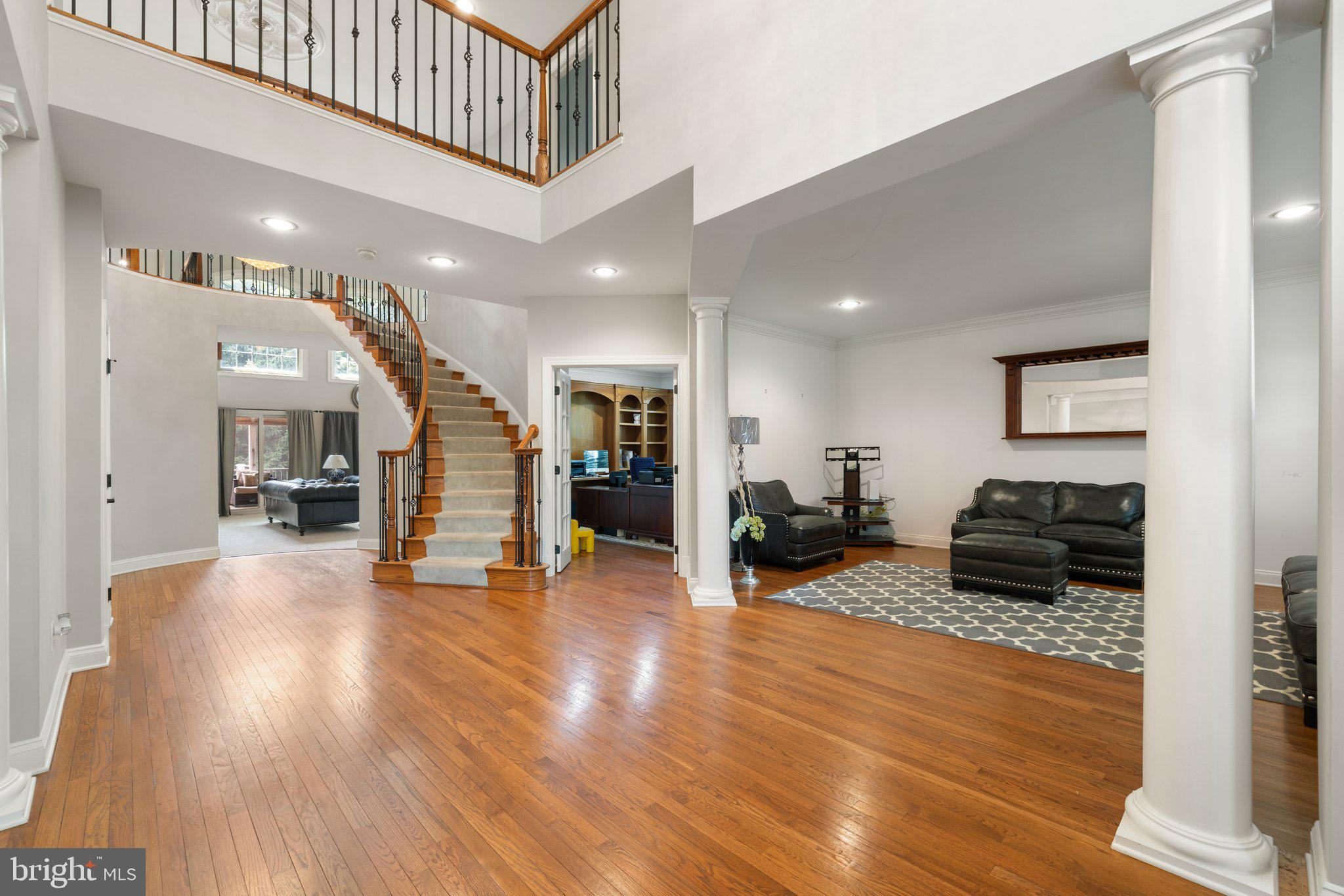 RIVER CREEK - Residential