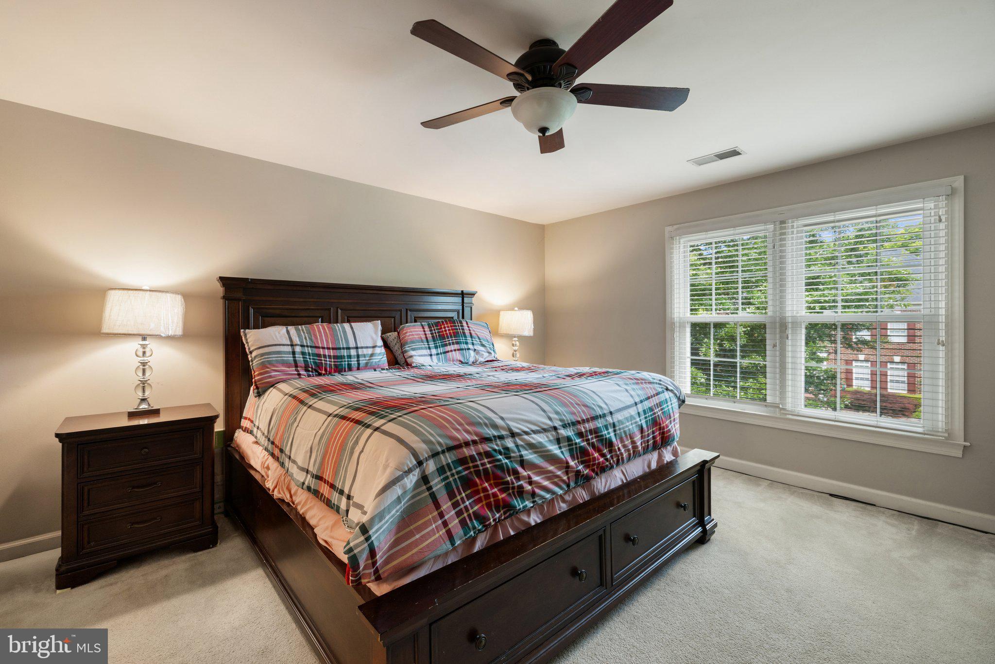 RIVER CREEK - Residential