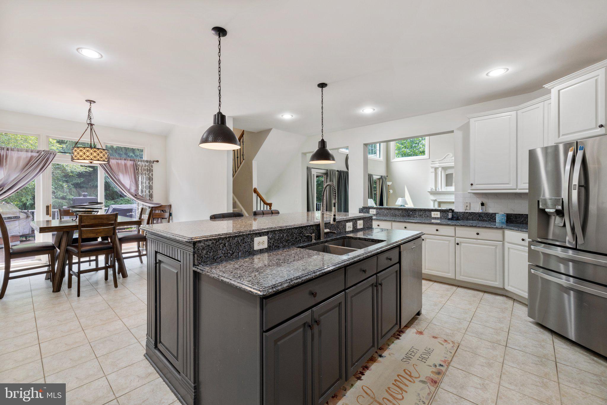 RIVER CREEK - Residential