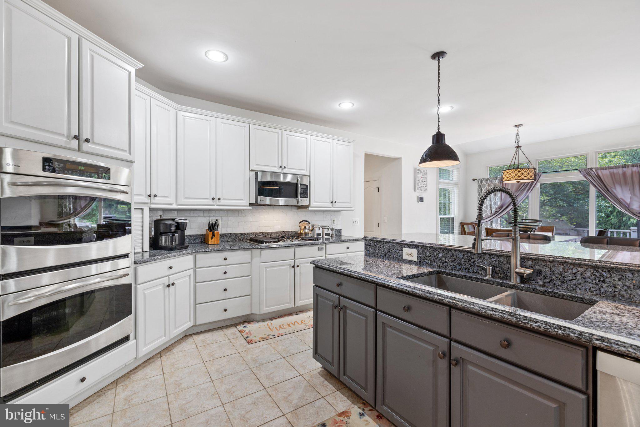 RIVER CREEK - Residential